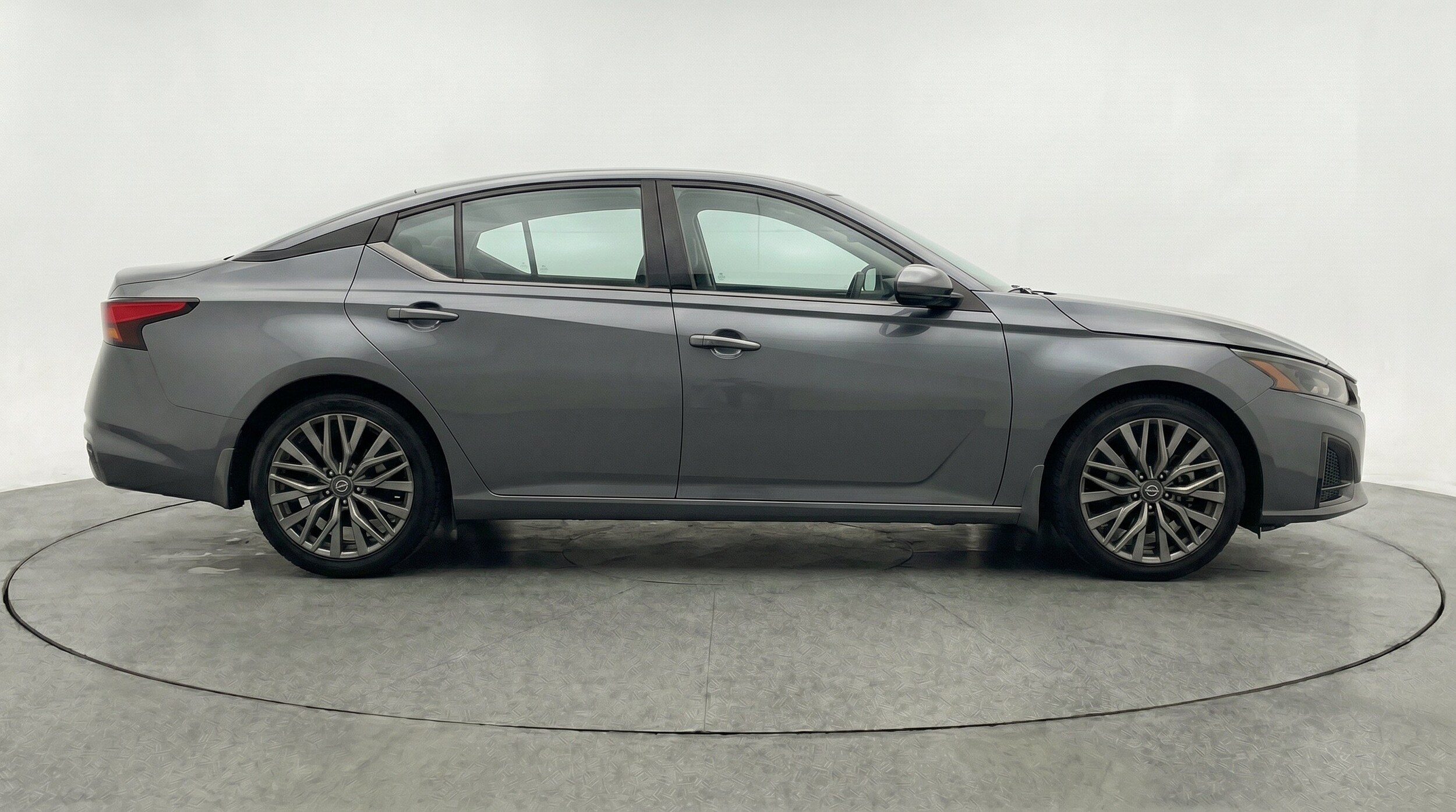 Thumbnail: 2025 Nissan Altima - 11
