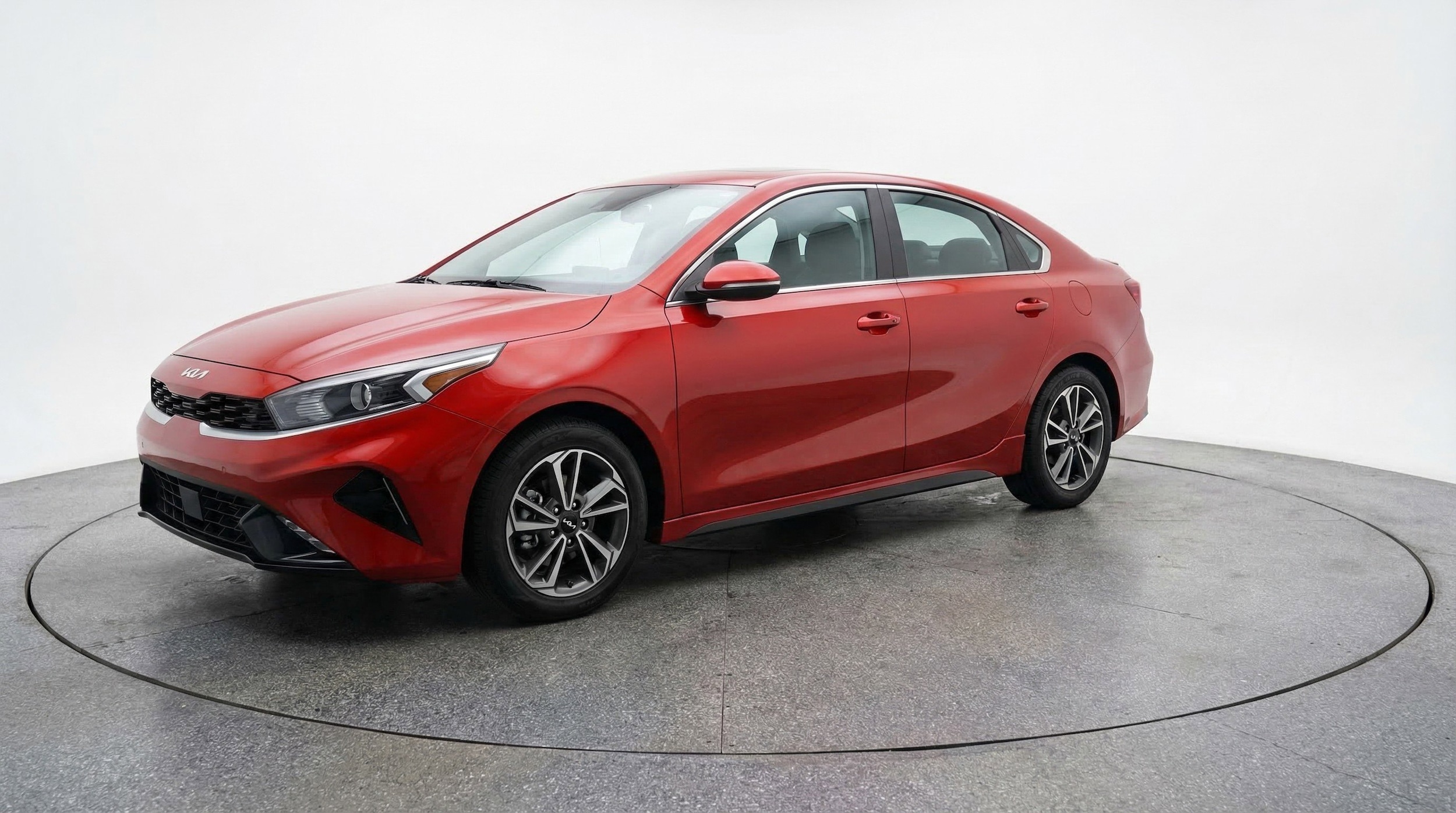 Thumbnail: 2024 Kia Forte - 3