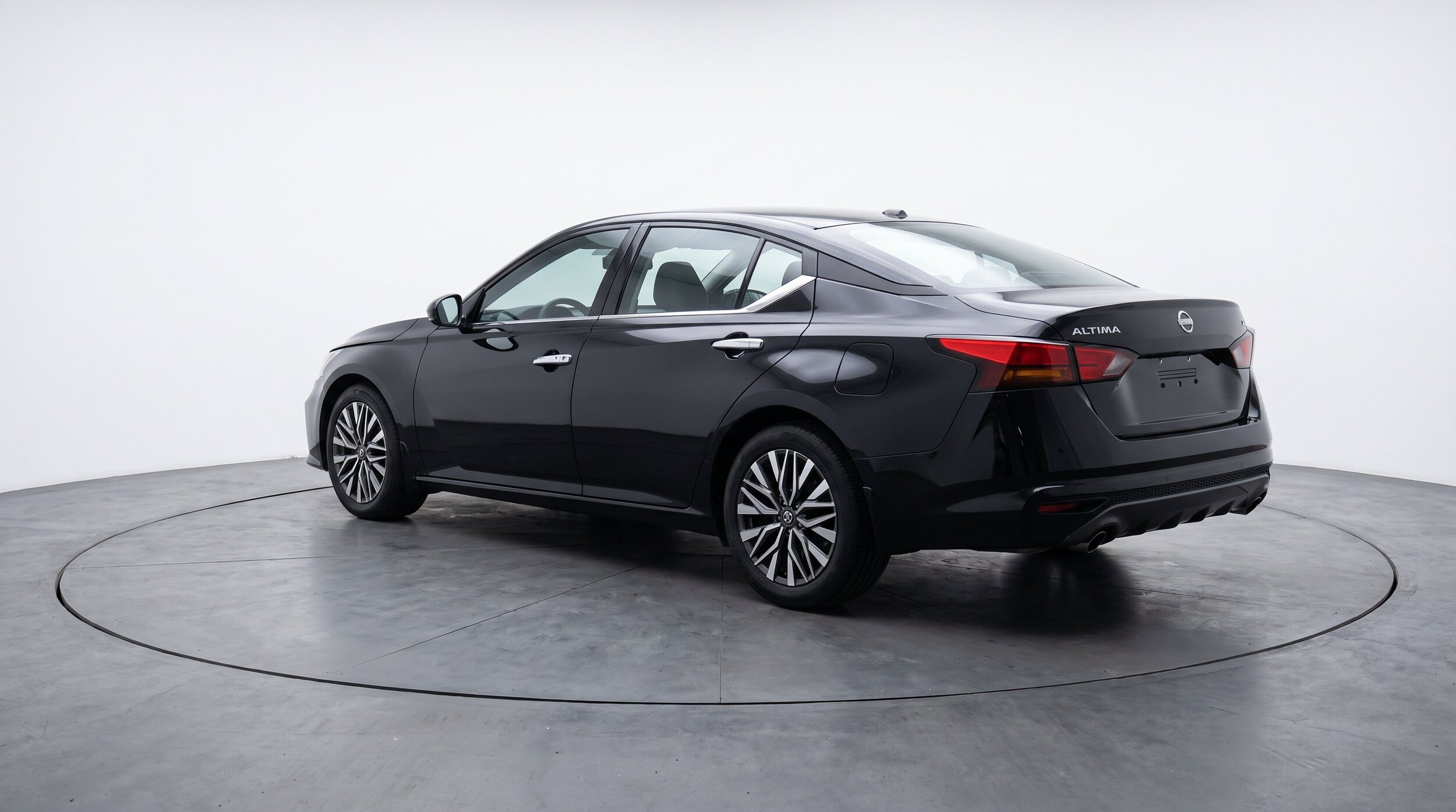 Thumbnail: 2025 Nissan Altima - 6