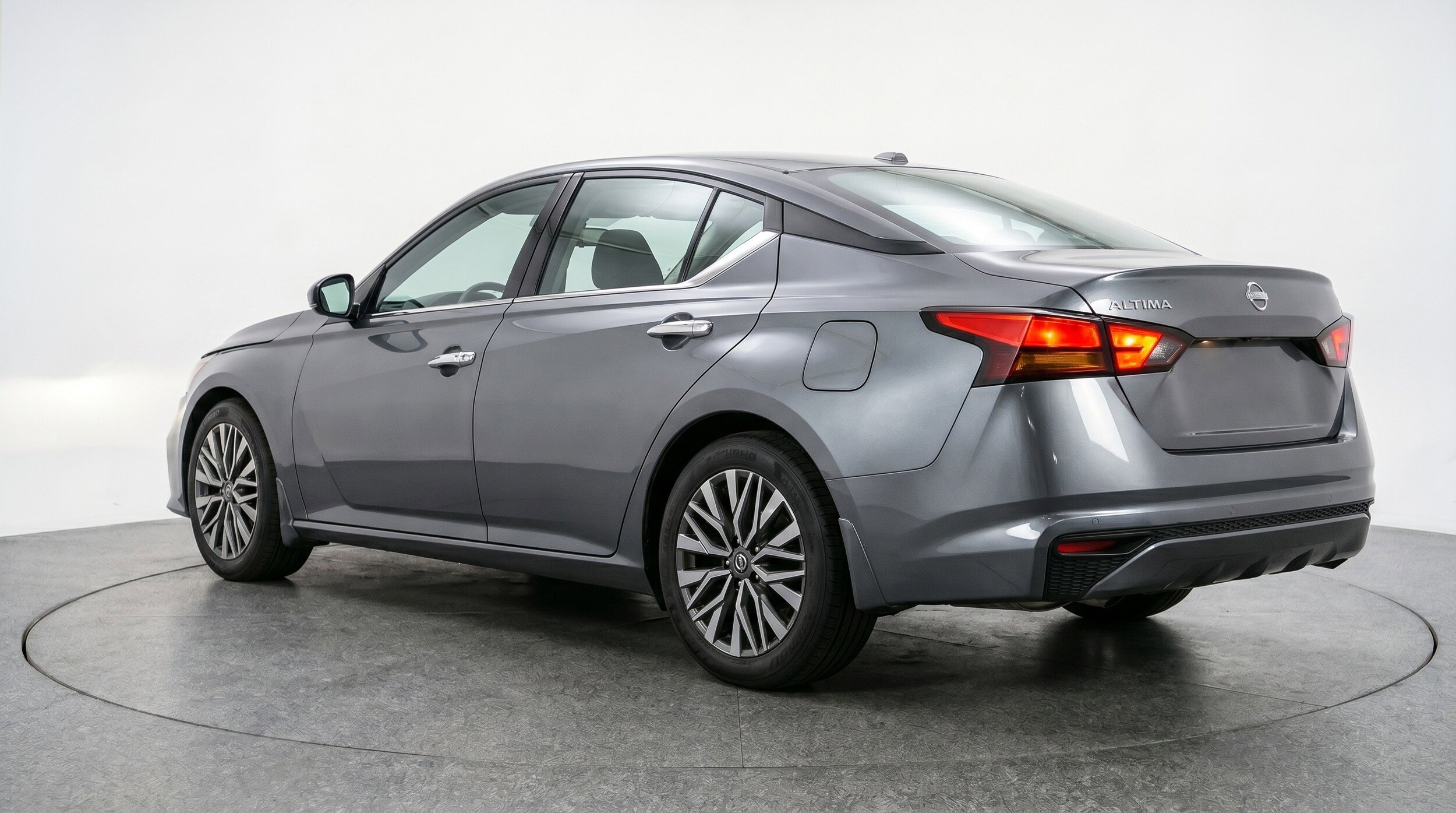 Thumbnail: 2025 Nissan Altima - 6