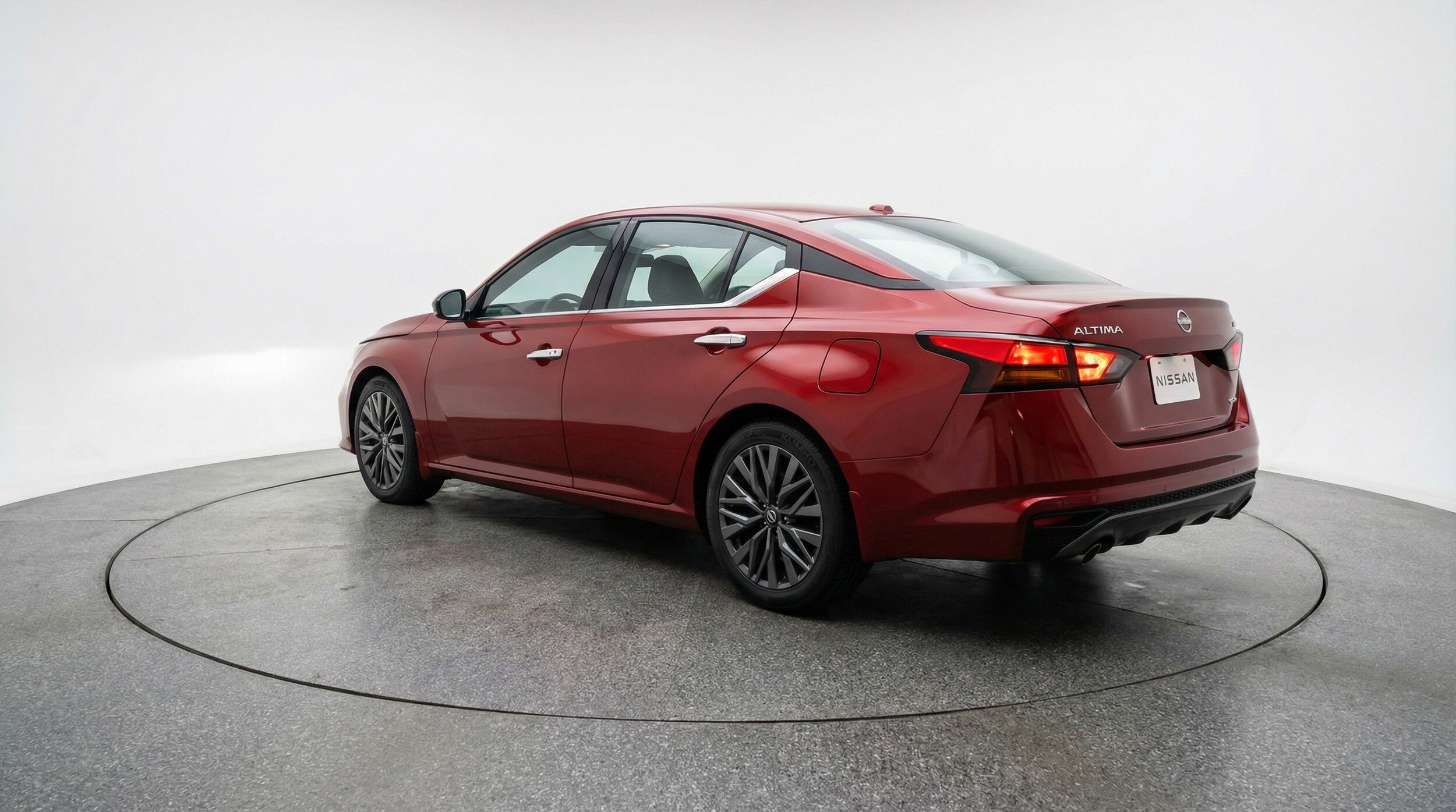 Thumbnail: 2025 Nissan Altima - 6