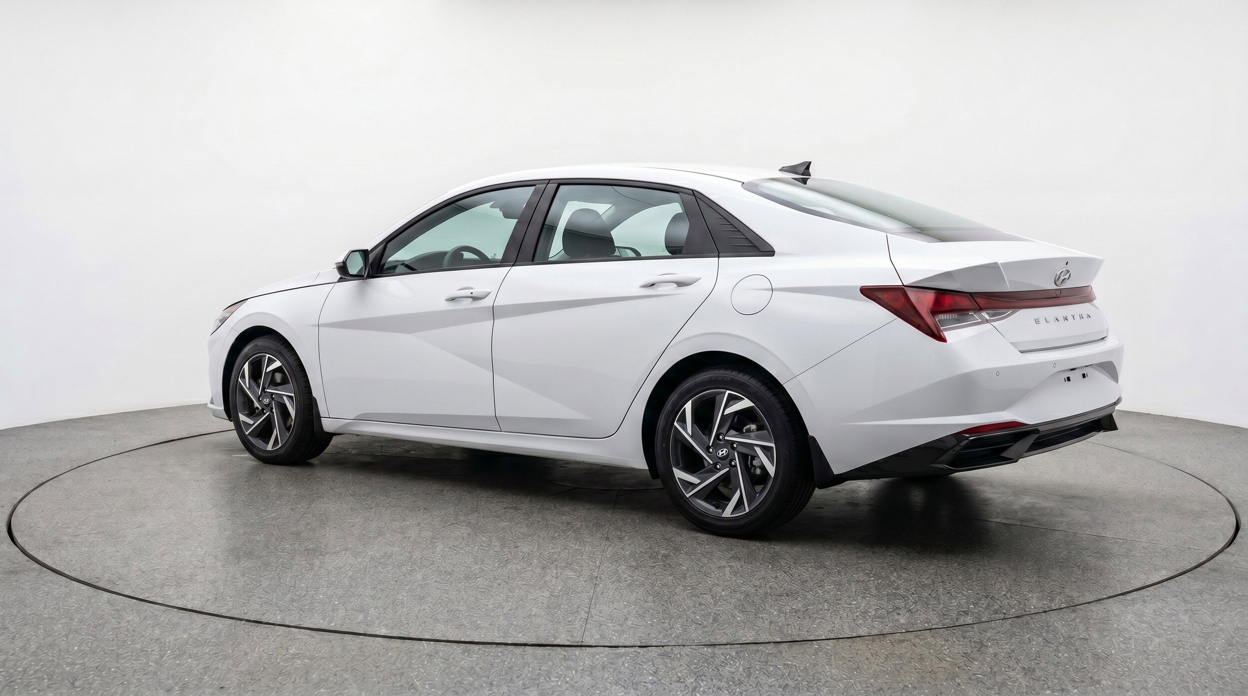 Thumbnail: 2025 Hyundai Elantra - 6