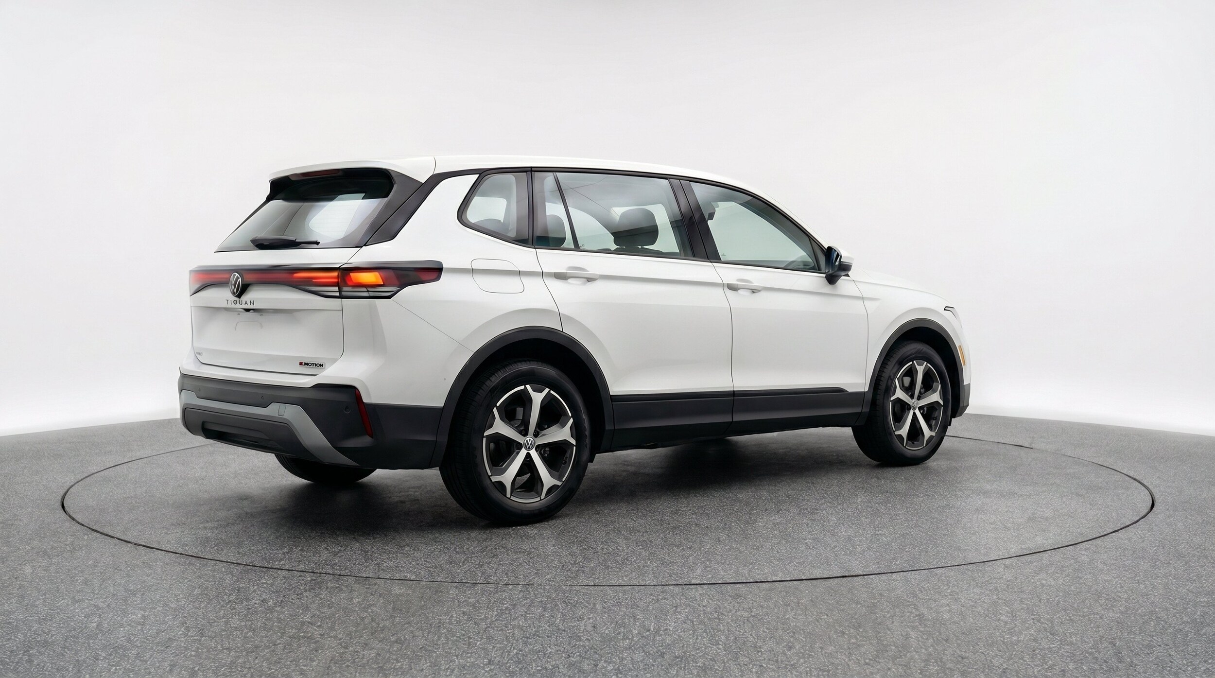 Thumbnail: 2026 Volkswagen Tiguan - 9