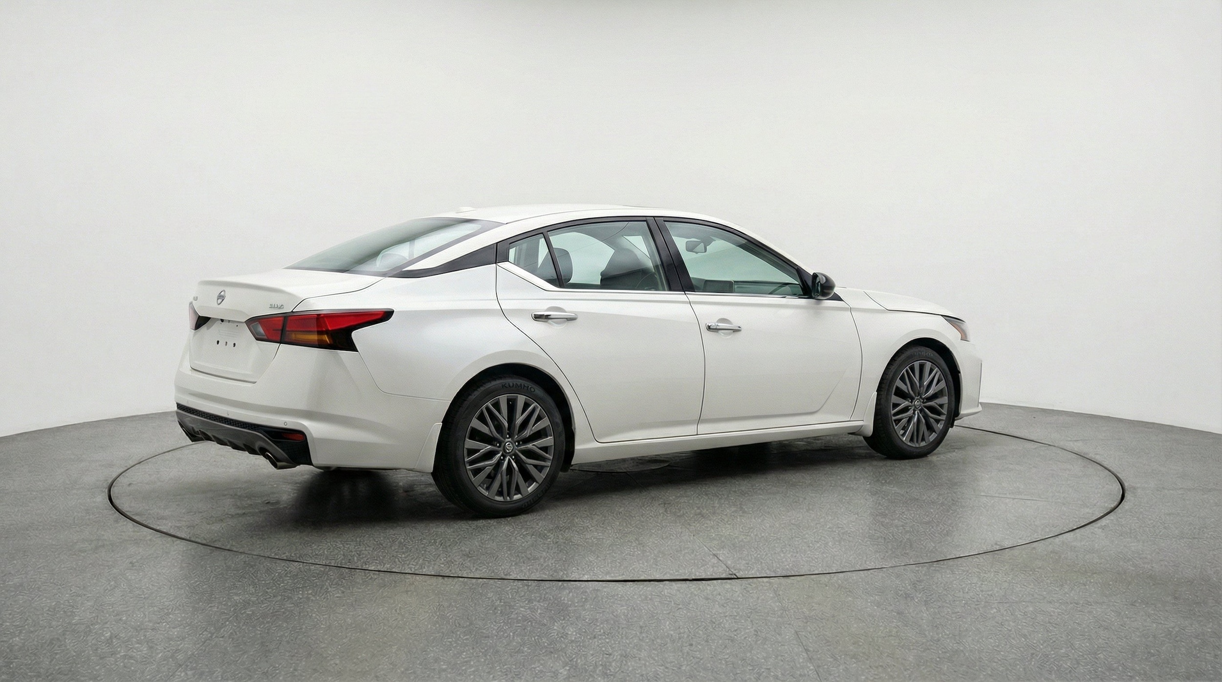 Thumbnail: 2025 Nissan Altima - 9