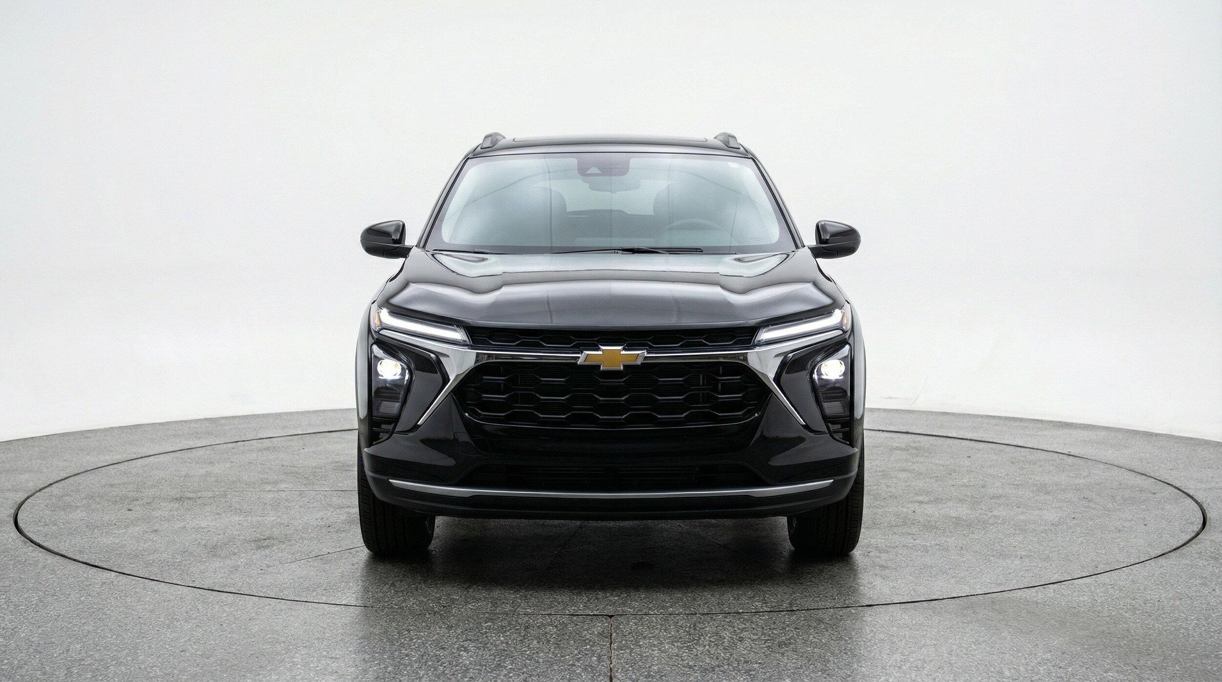 Thumbnail: 2025 Chevrolet Trax - 2