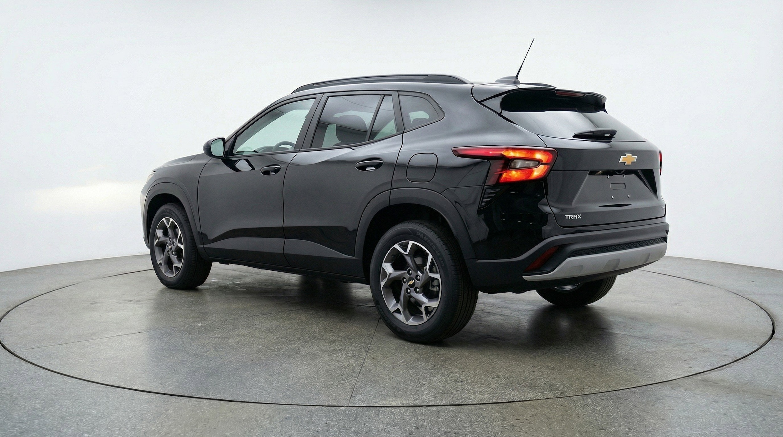 Thumbnail: 2025 Chevrolet Trax - 6