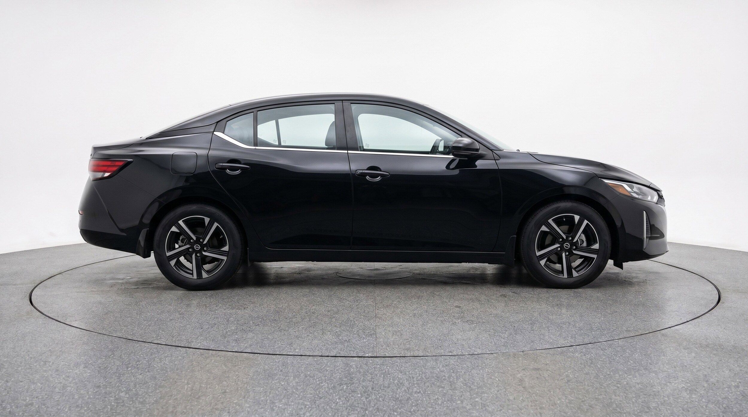 Thumbnail: 2025 Nissan Sentra - 11