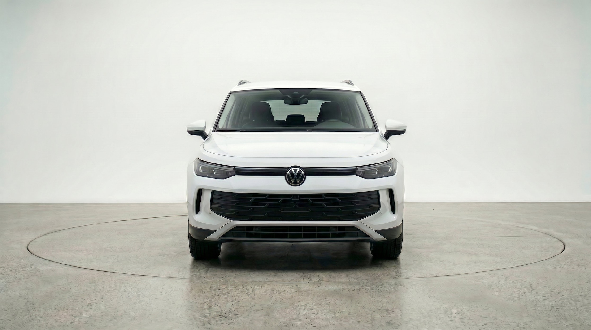 Thumbnail: 2026 Volkswagen Tiguan - 2