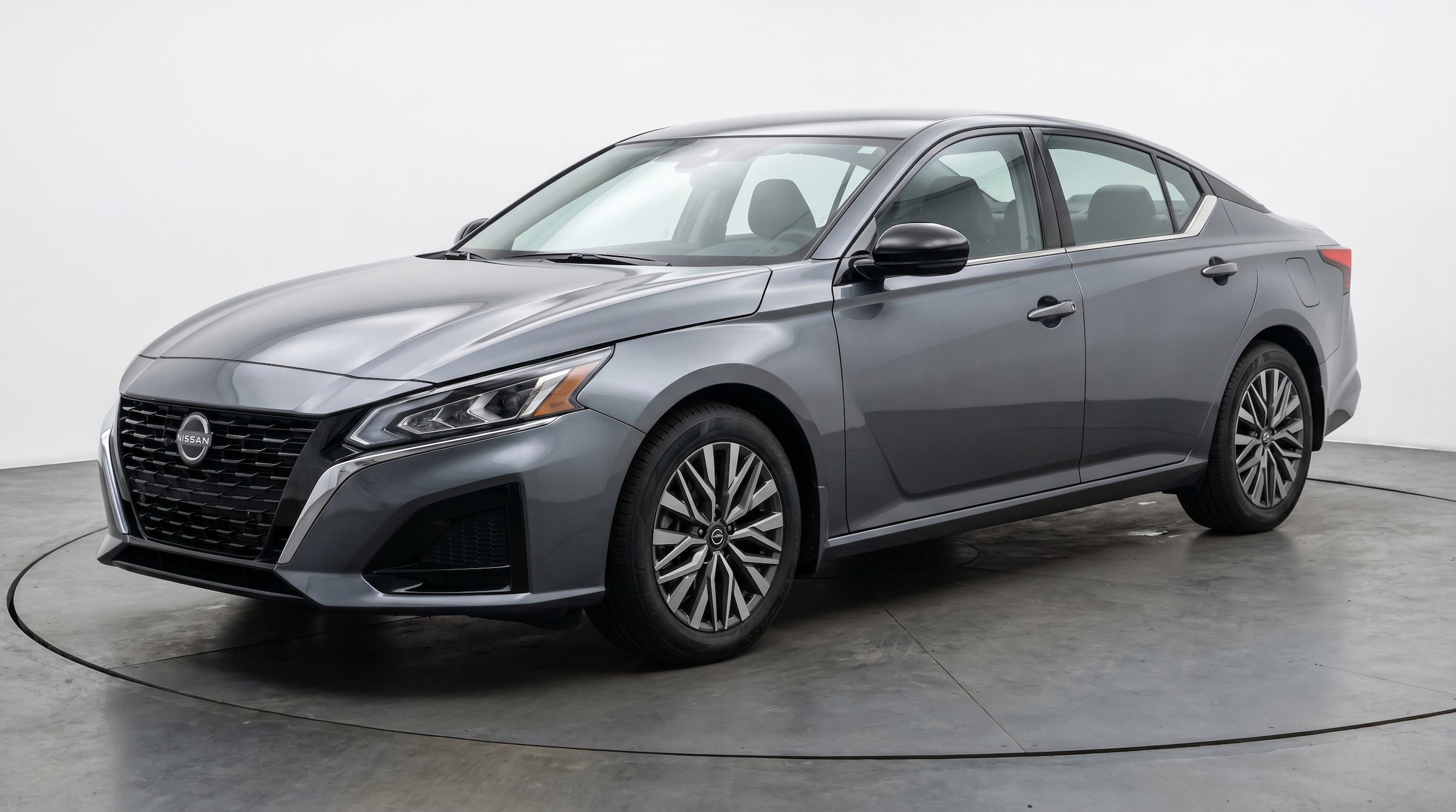 Thumbnail: 2025 Nissan Altima - 3