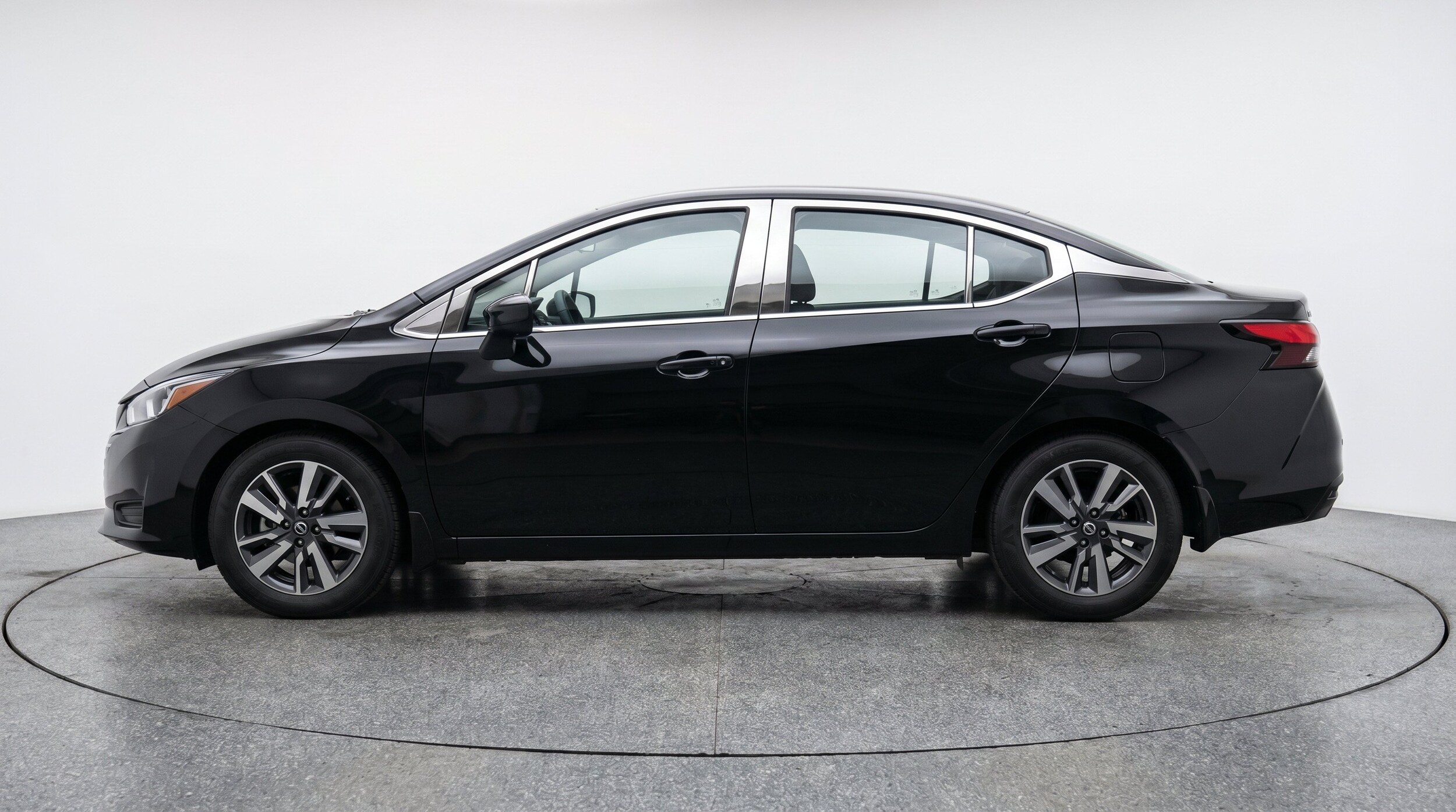 Thumbnail: 2025 Nissan Versa - 5