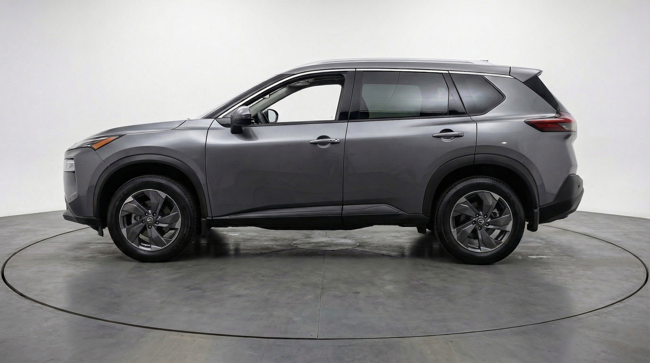 Thumbnail: 2025 Nissan Rogue - 5