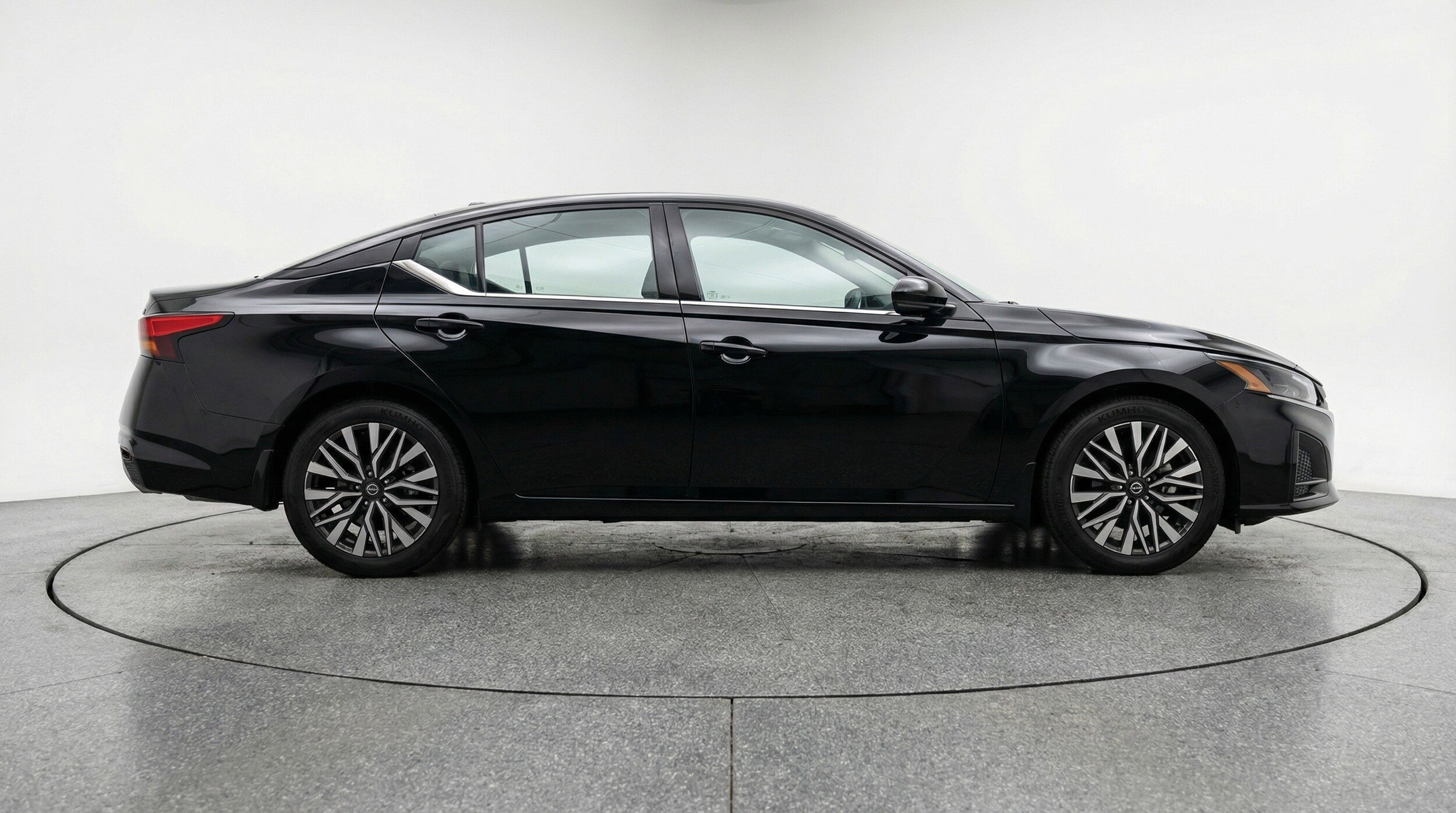 Thumbnail: 2025 Nissan Altima - 11