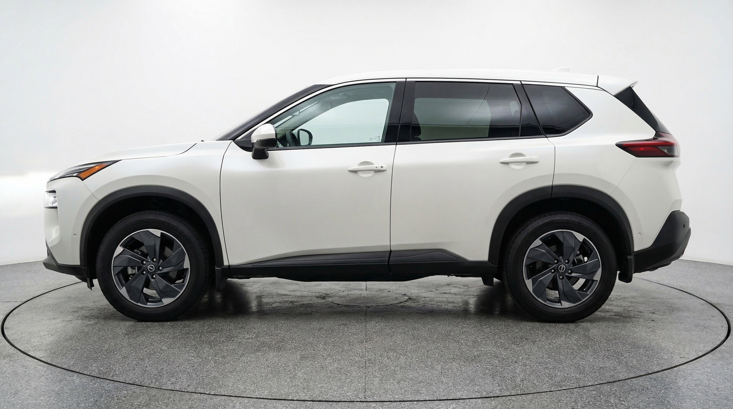 Thumbnail: 2025 Nissan Rogue - 5