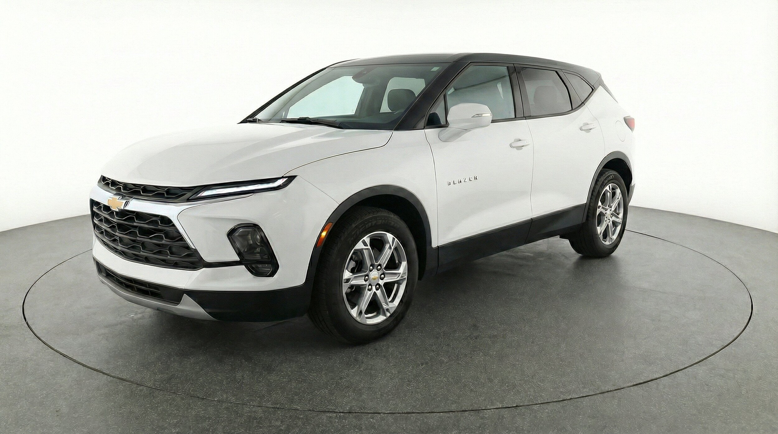 Thumbnail: 2025 Chevrolet Blazer - 3