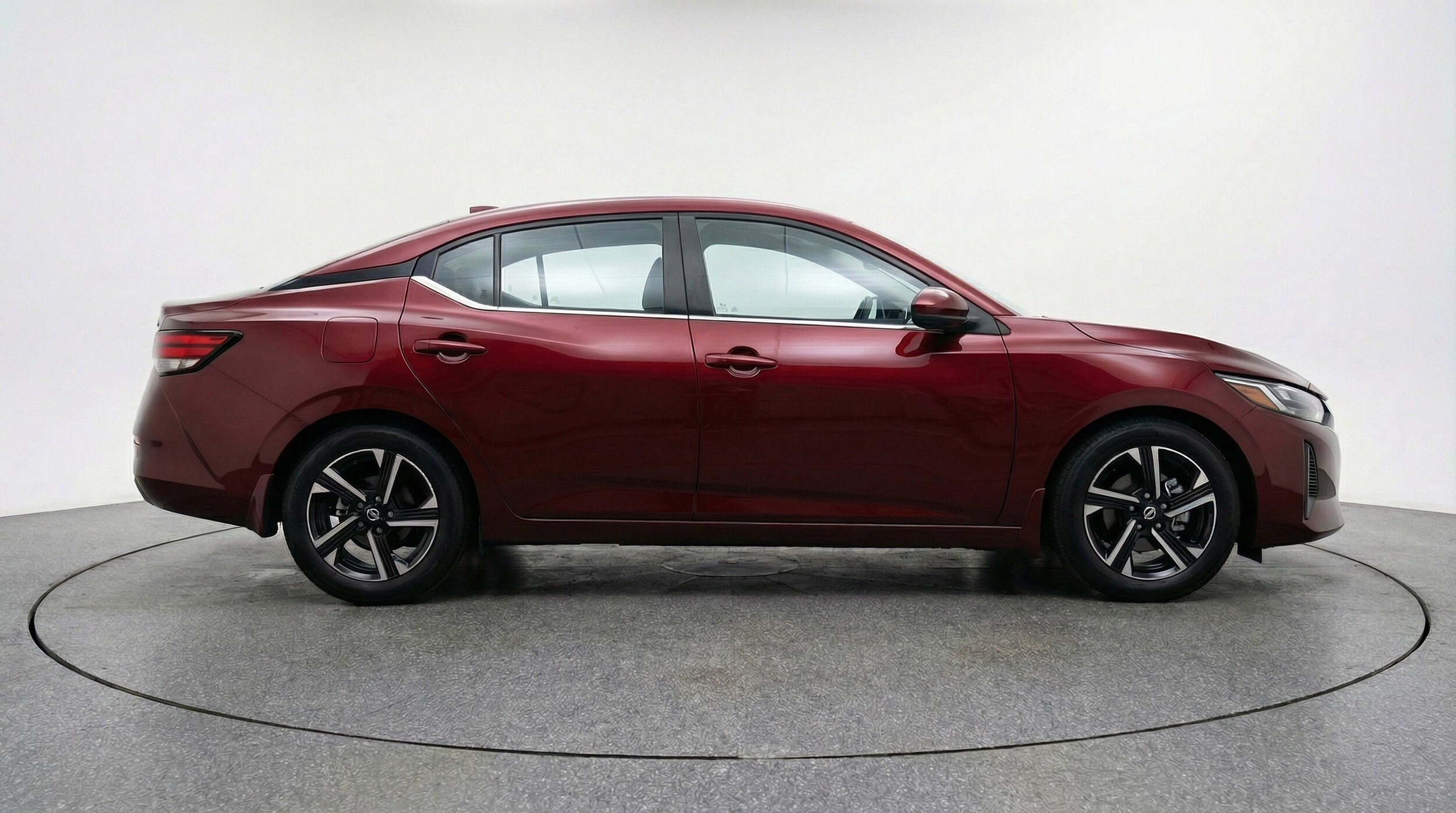 Thumbnail: 2025 Nissan Sentra - 11