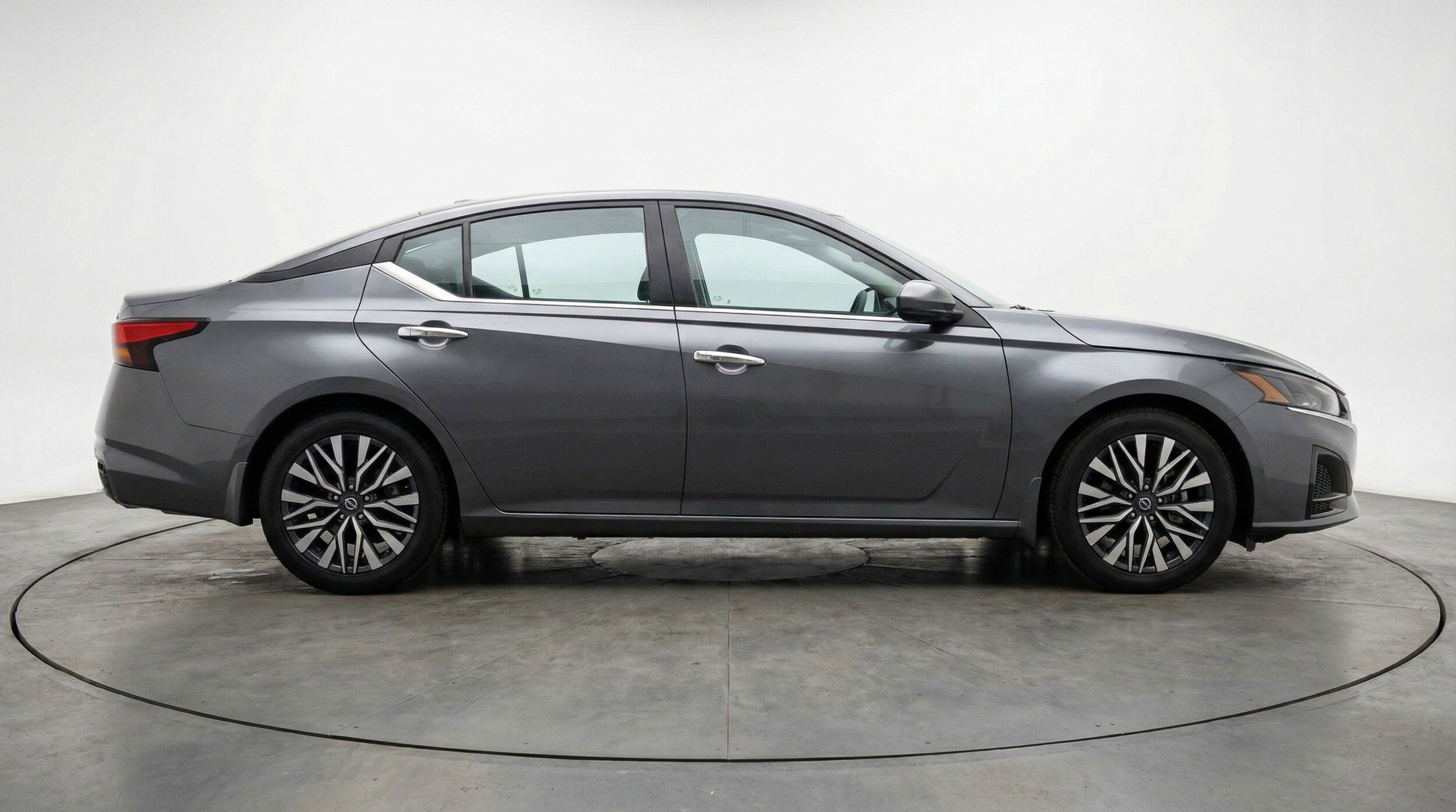 Thumbnail: 2025 Nissan Altima - 11