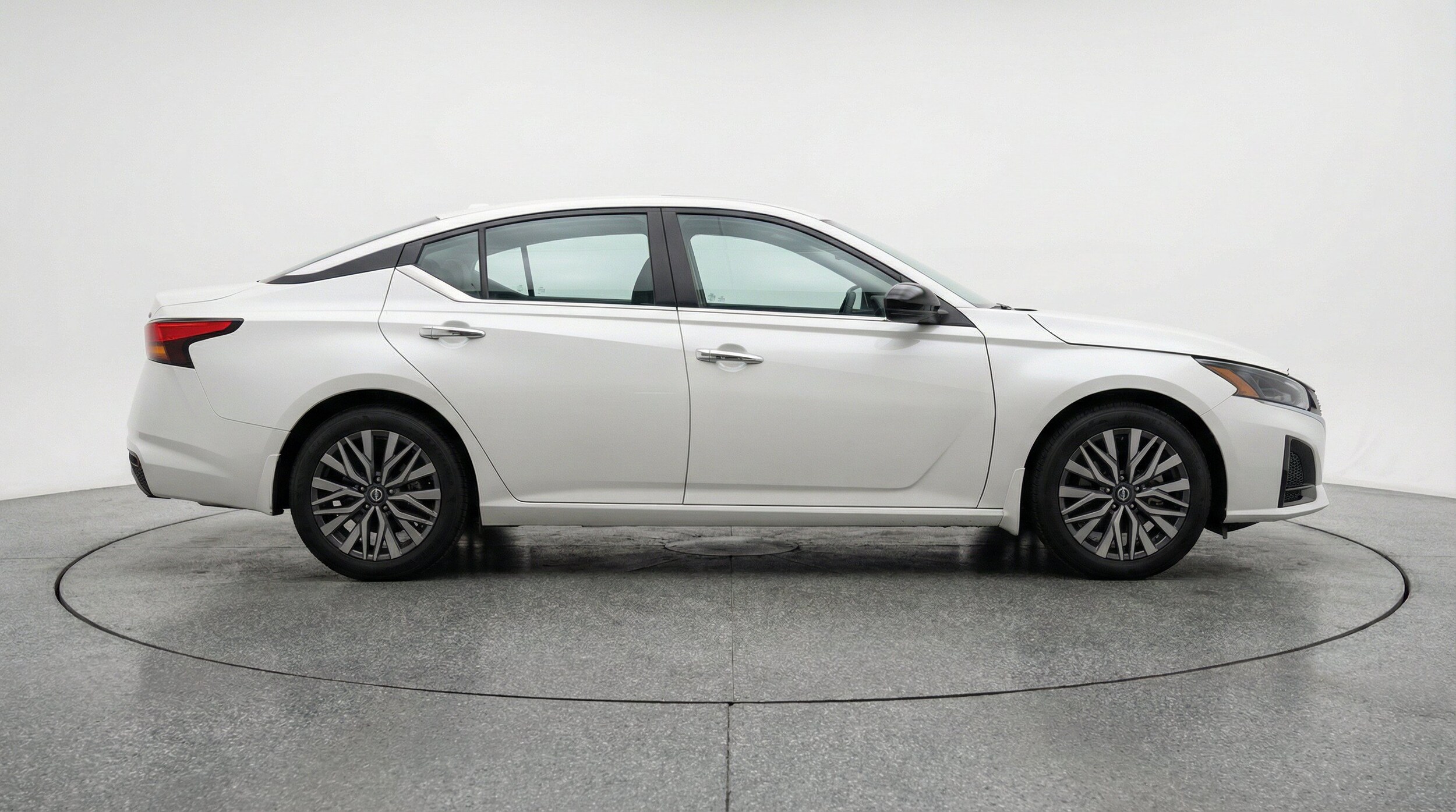 Thumbnail: 2025 Nissan Altima - 11