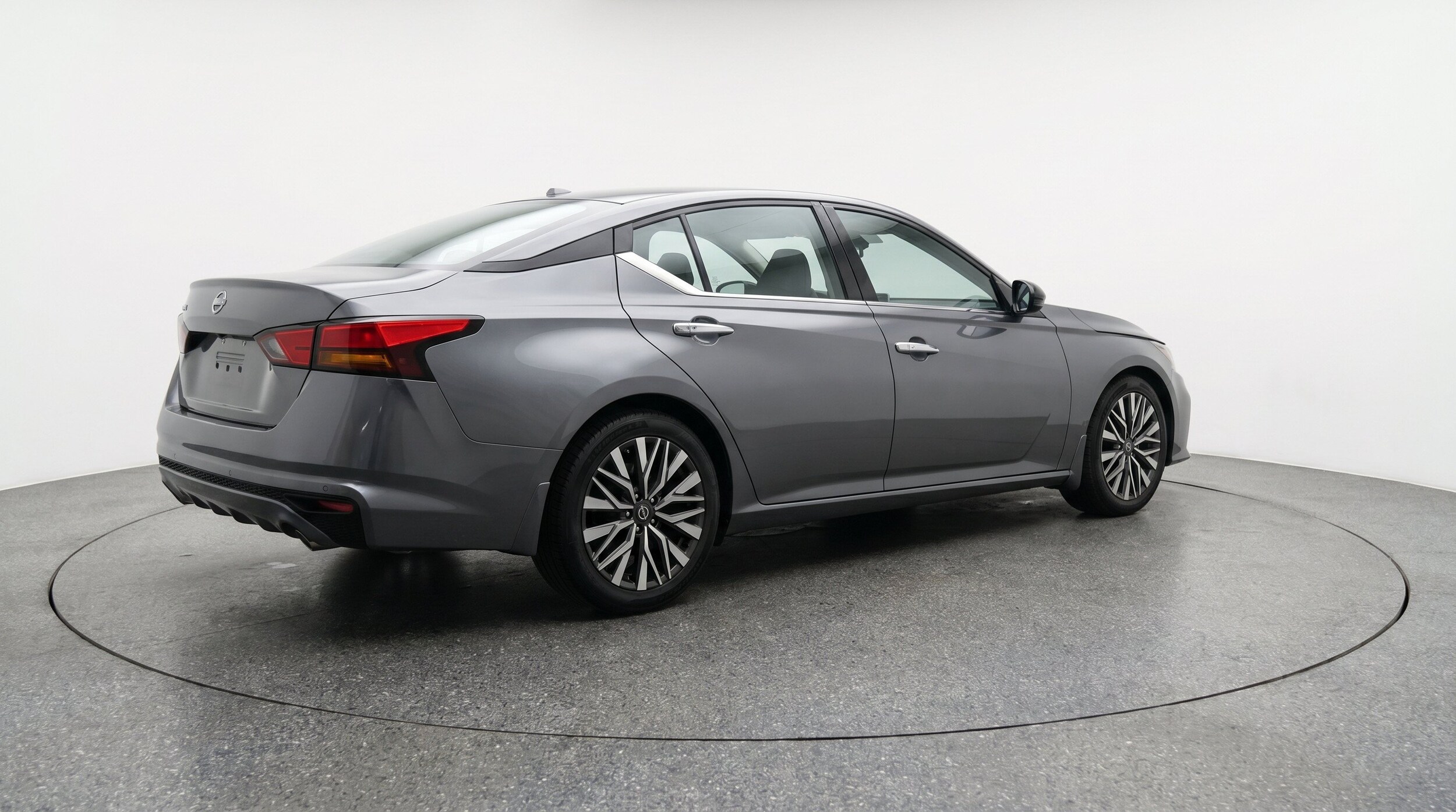 Thumbnail: 2025 Nissan Altima - 9