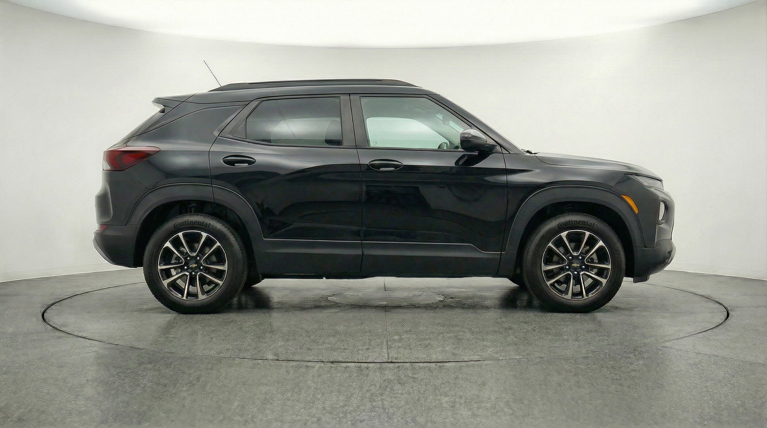 Thumbnail: 2025 Chevrolet TrailBlazer - 11