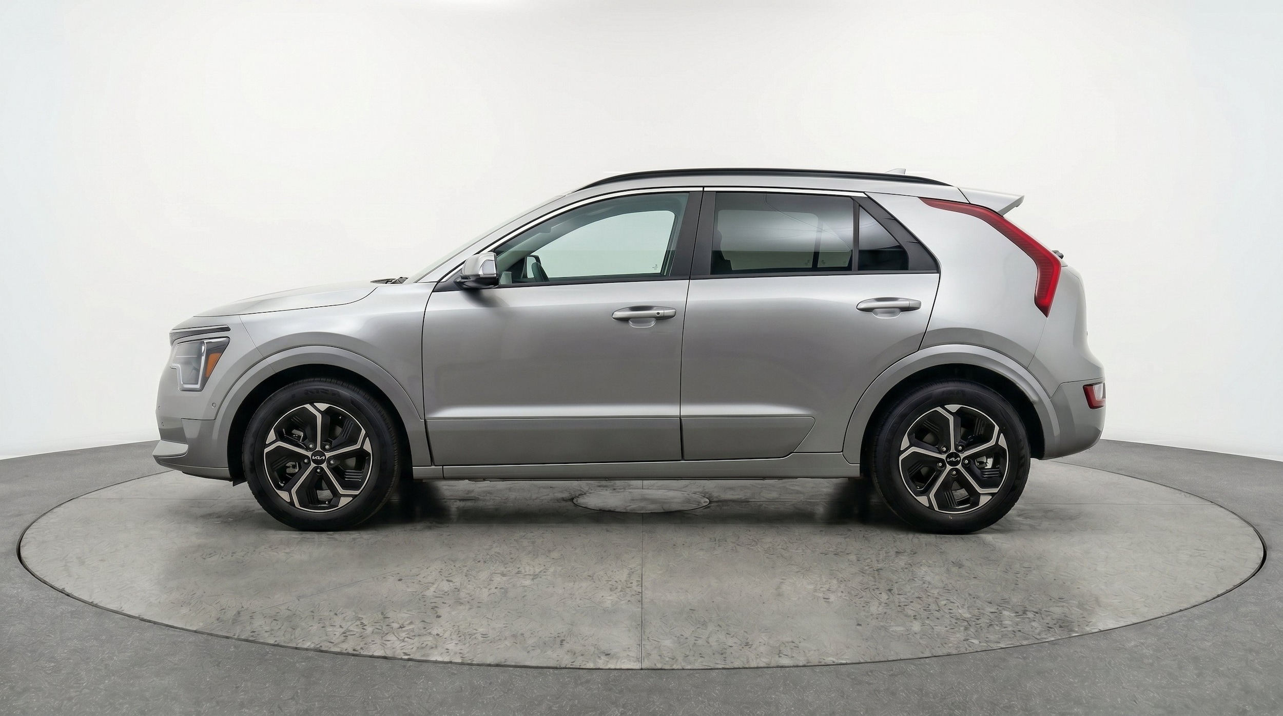 Thumbnail: 2026 Kia Niro - 5