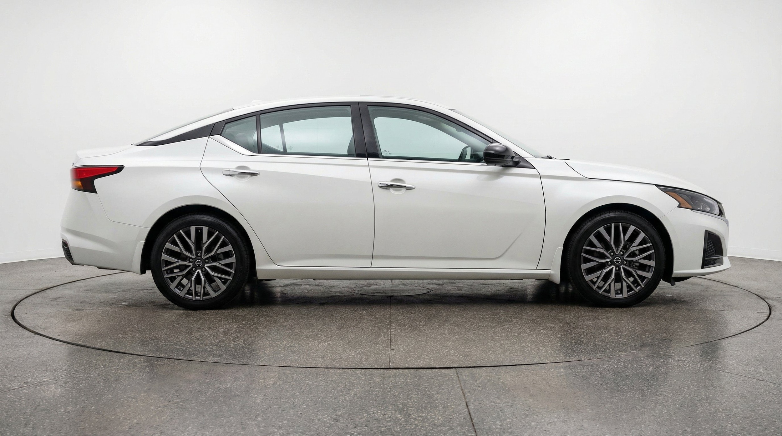 Thumbnail: 2025 Nissan Altima - 11