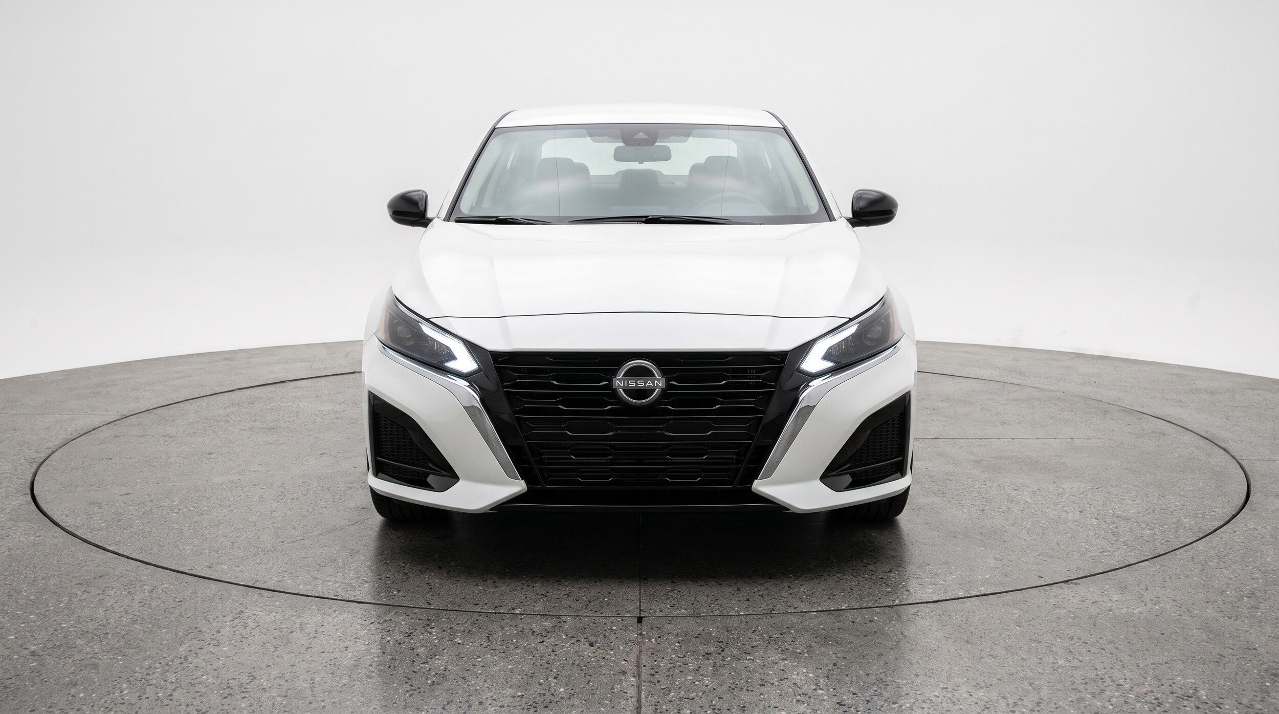 Thumbnail: 2025 Nissan Altima - 2