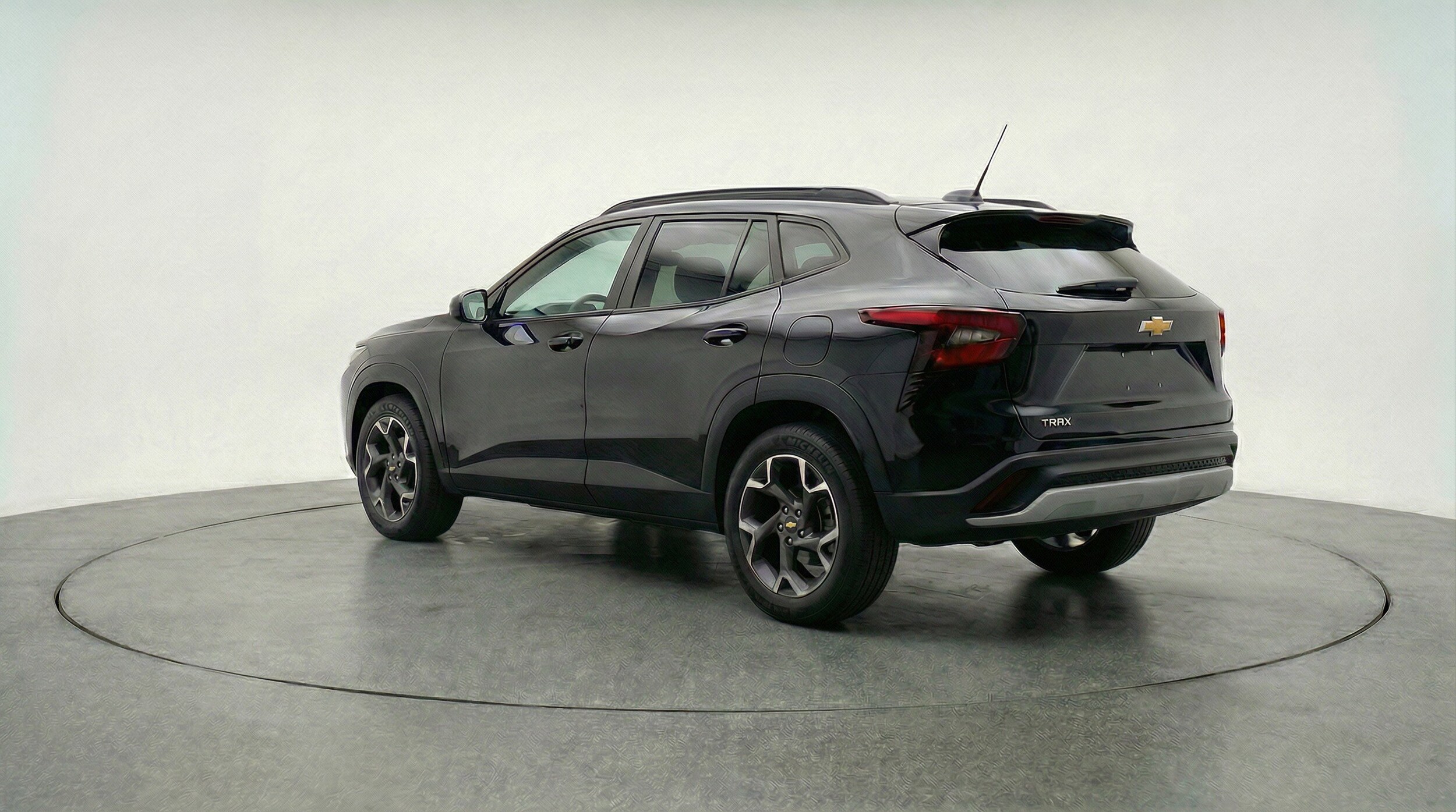 Thumbnail: 2025 Chevrolet Trax - 6