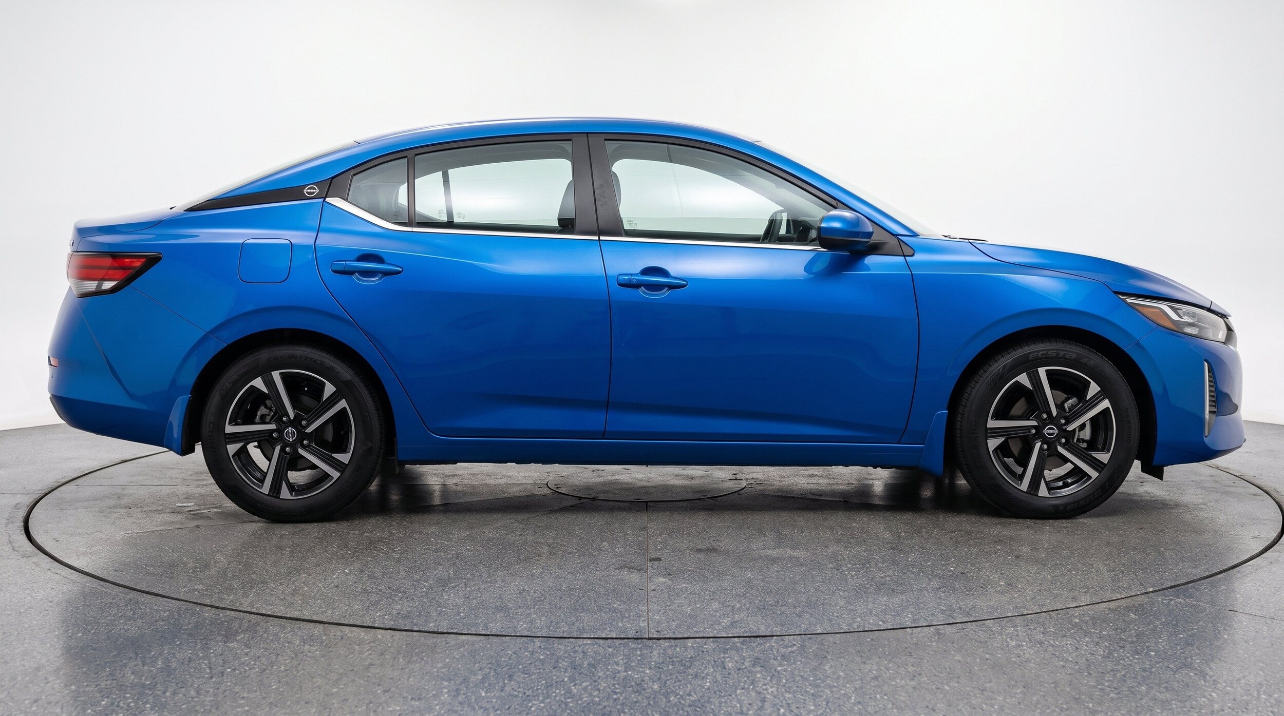 Thumbnail: 2025 Nissan Sentra - 11