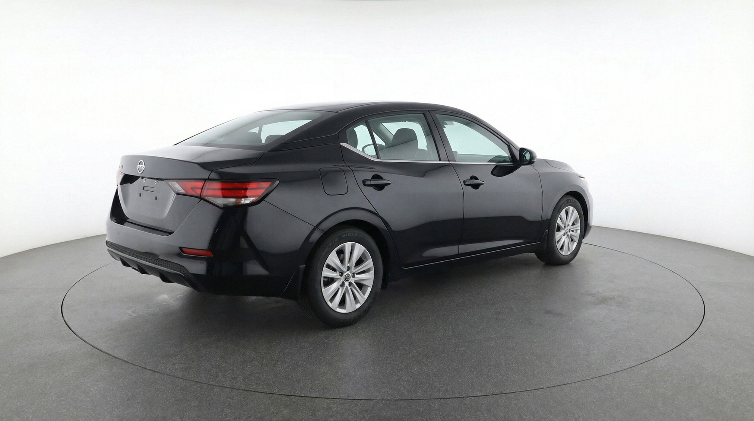 Thumbnail: 2025 Nissan Sentra - 9