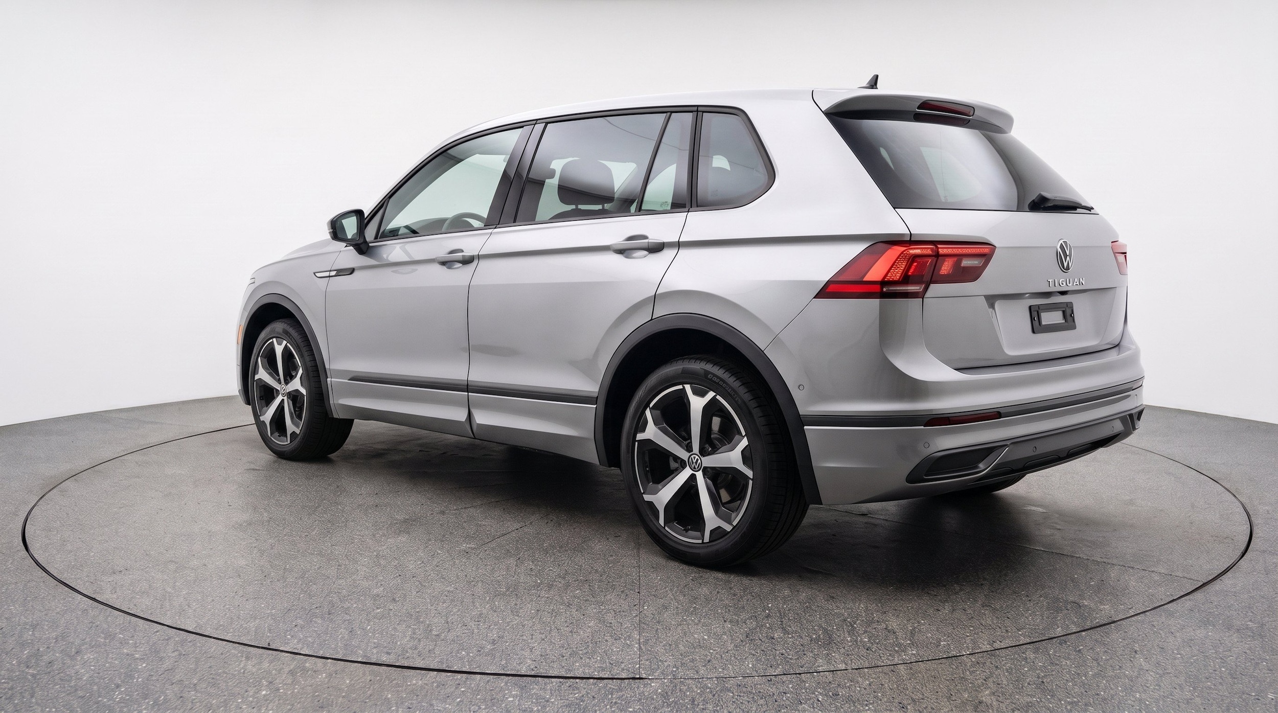 Thumbnail: 2026 Volkswagen Tiguan - 6