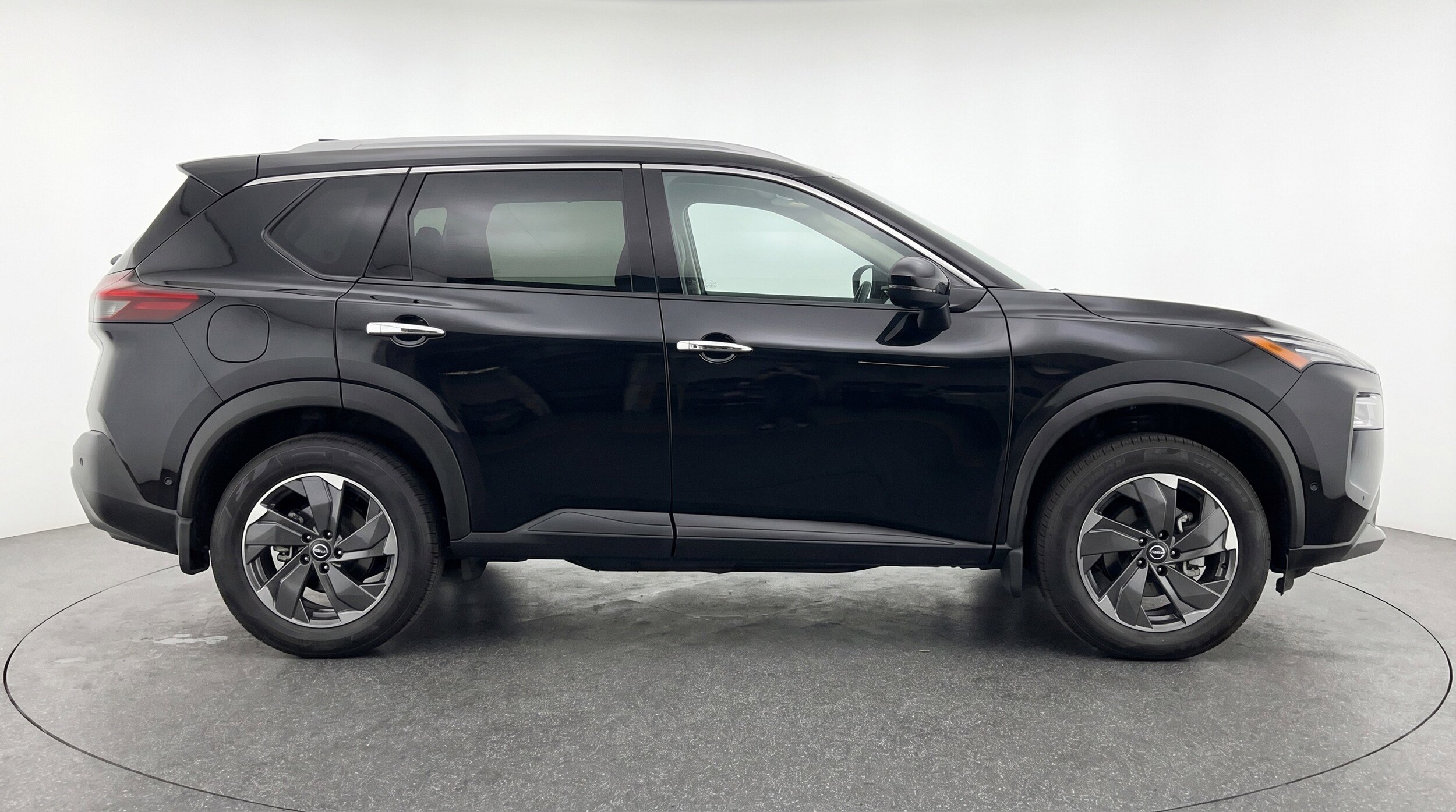 Thumbnail: 2025 Nissan Rogue - 11