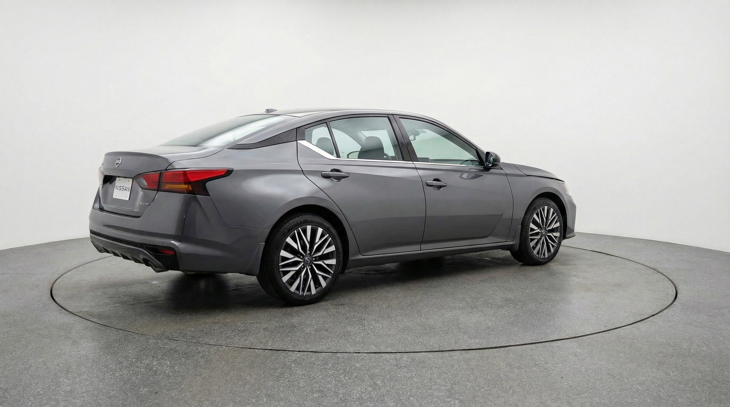 Thumbnail: 2025 Nissan Altima - 9