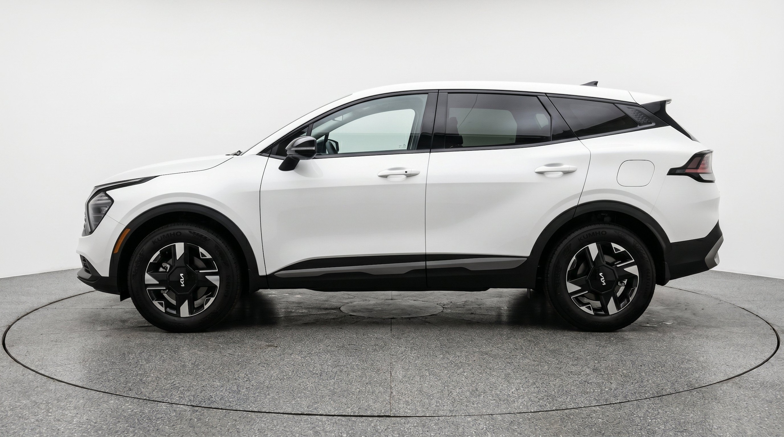 Thumbnail: 2026 Kia Sportage - 5