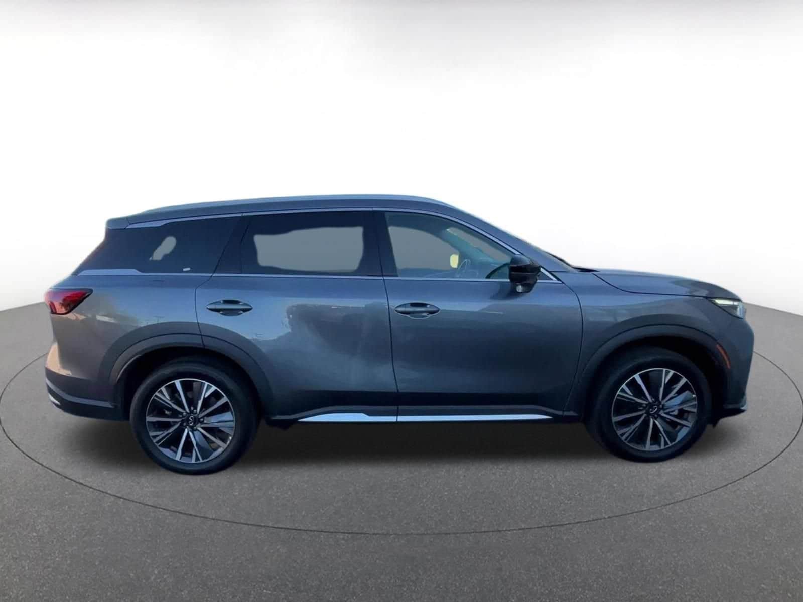 Thumbnail: 2026 INFINITI QX60 - 13