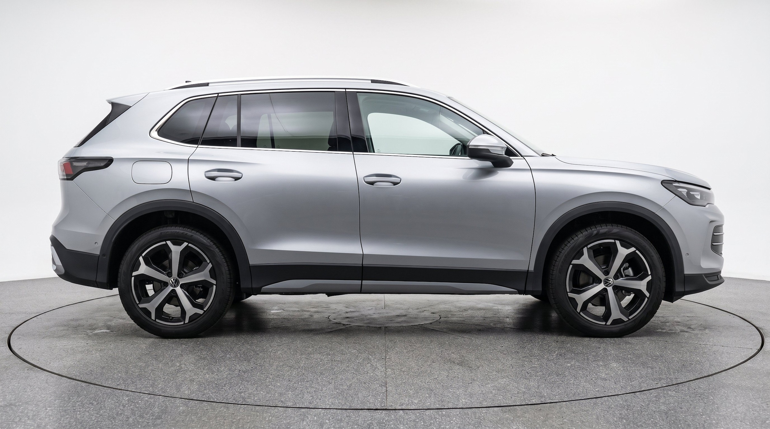 Thumbnail: 2026 Volkswagen Tiguan - 11