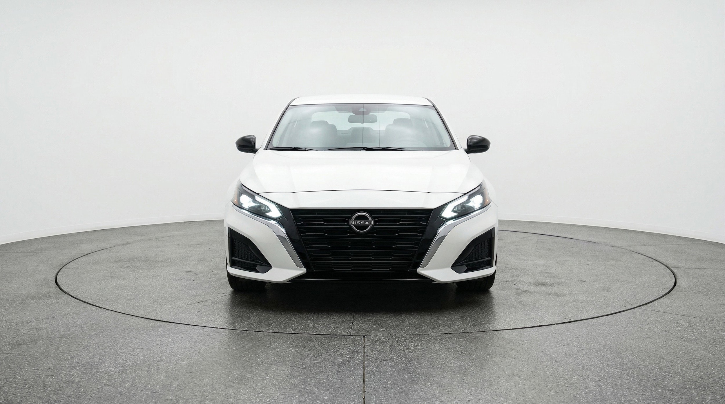 Thumbnail: 2025 Nissan Altima - 2