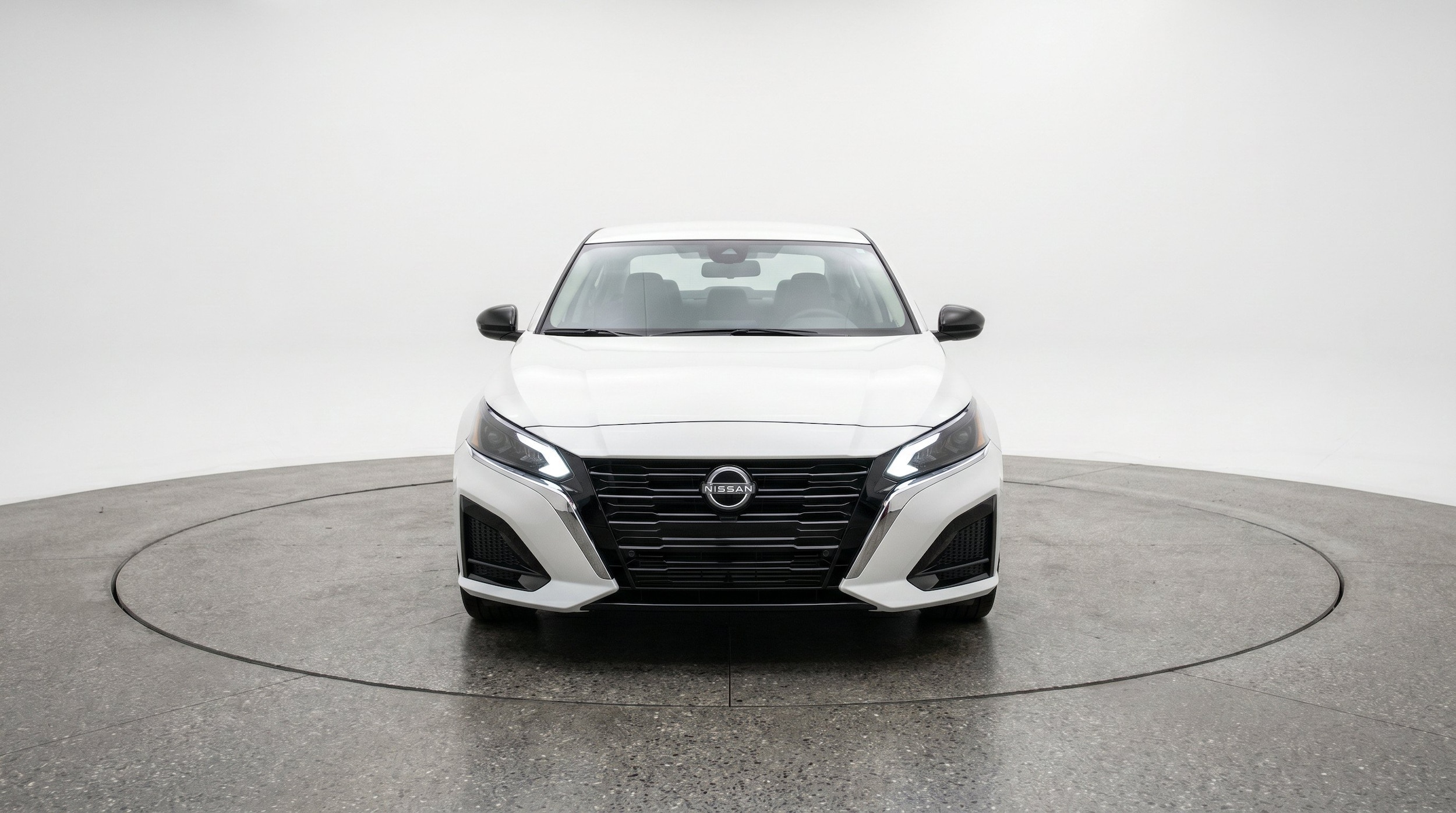 Thumbnail: 2025 Nissan Altima - 2