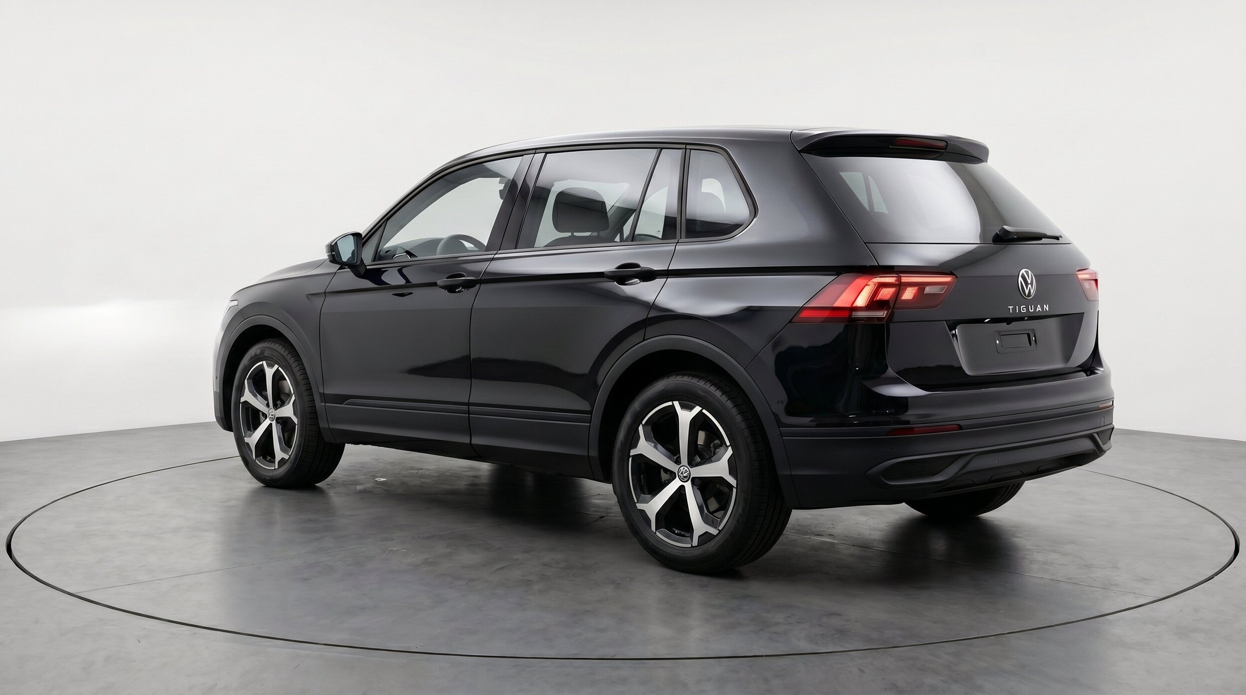 Thumbnail: 2026 Volkswagen Tiguan - 6