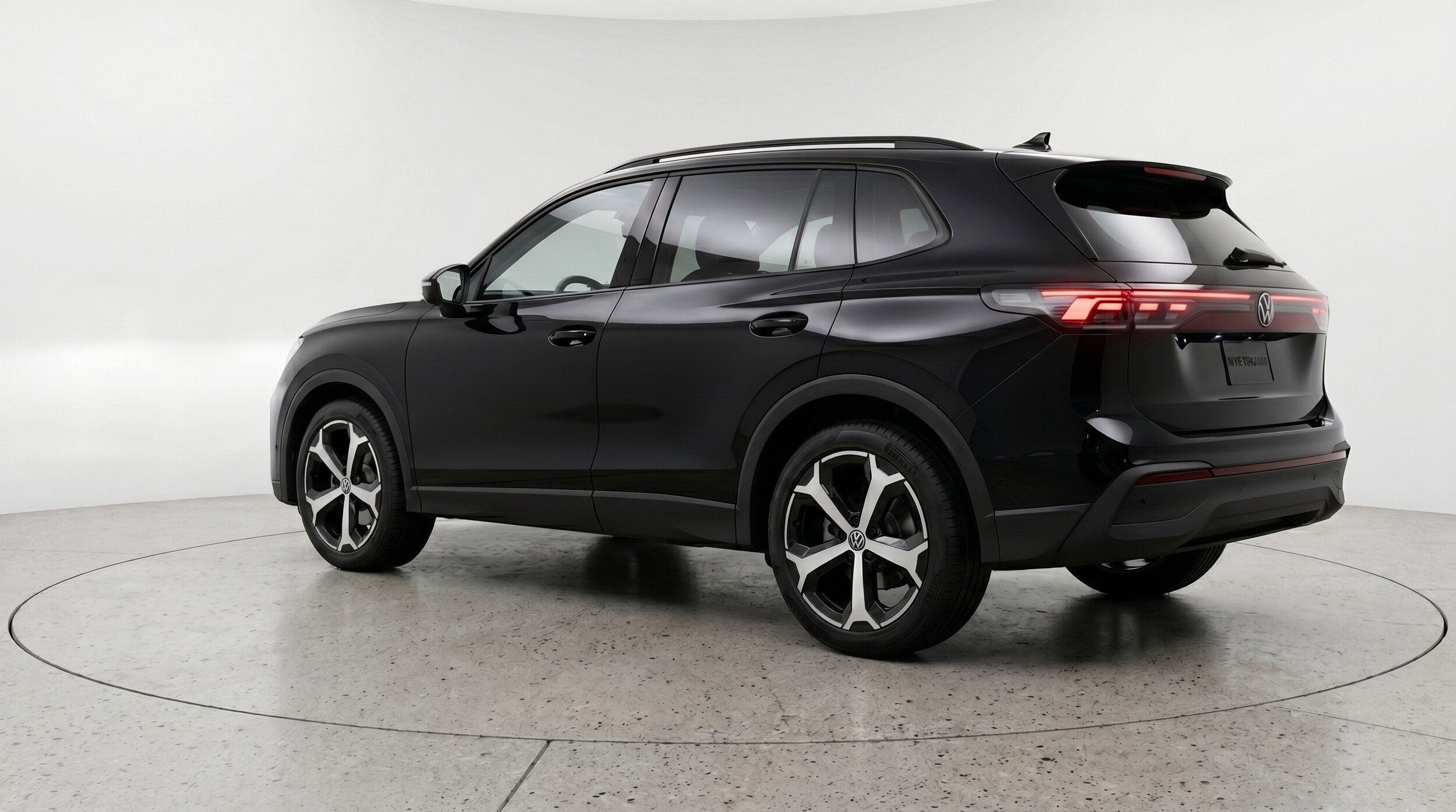 Thumbnail: 2026 Volkswagen Tiguan - 5