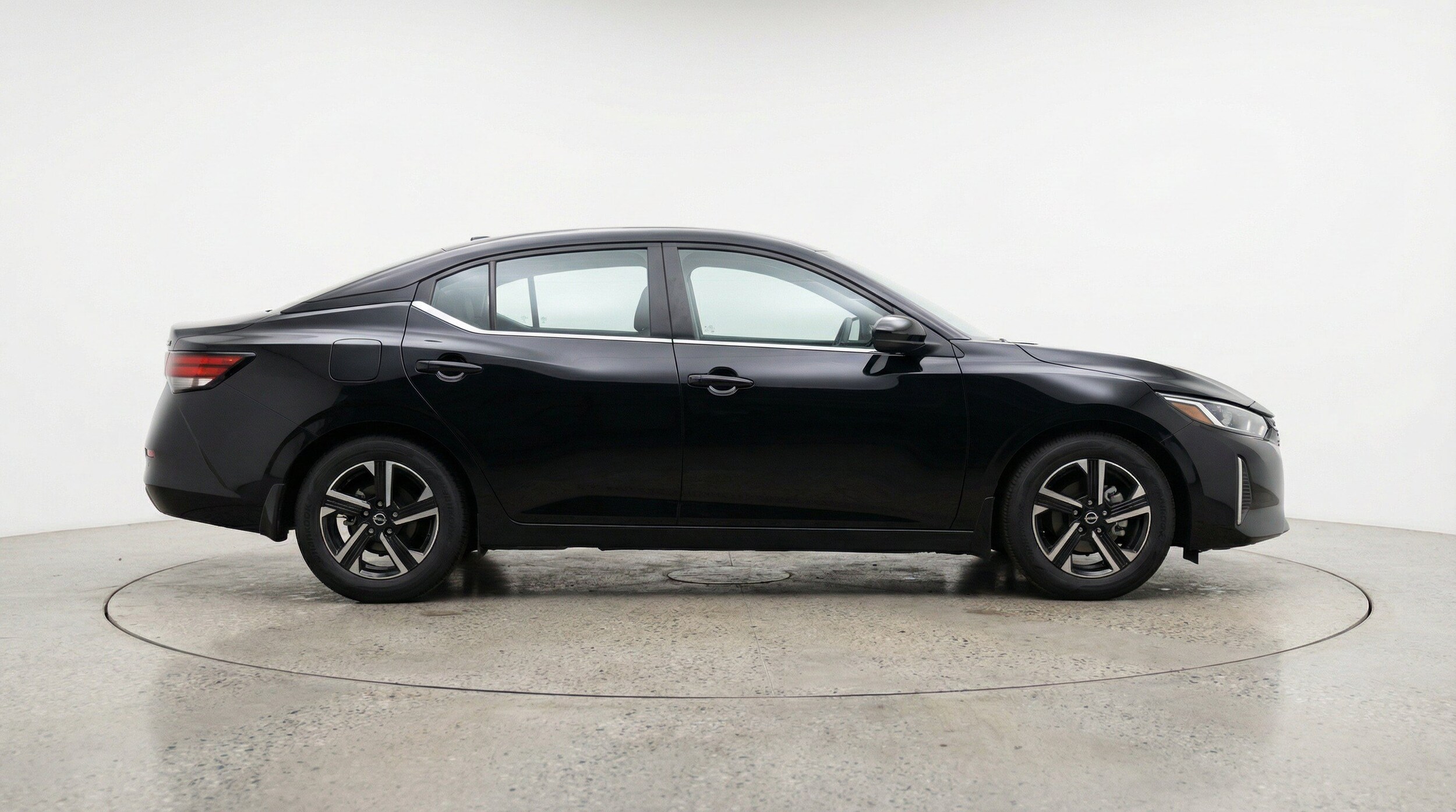 2025 Nissan Sentra SV - Photo 11