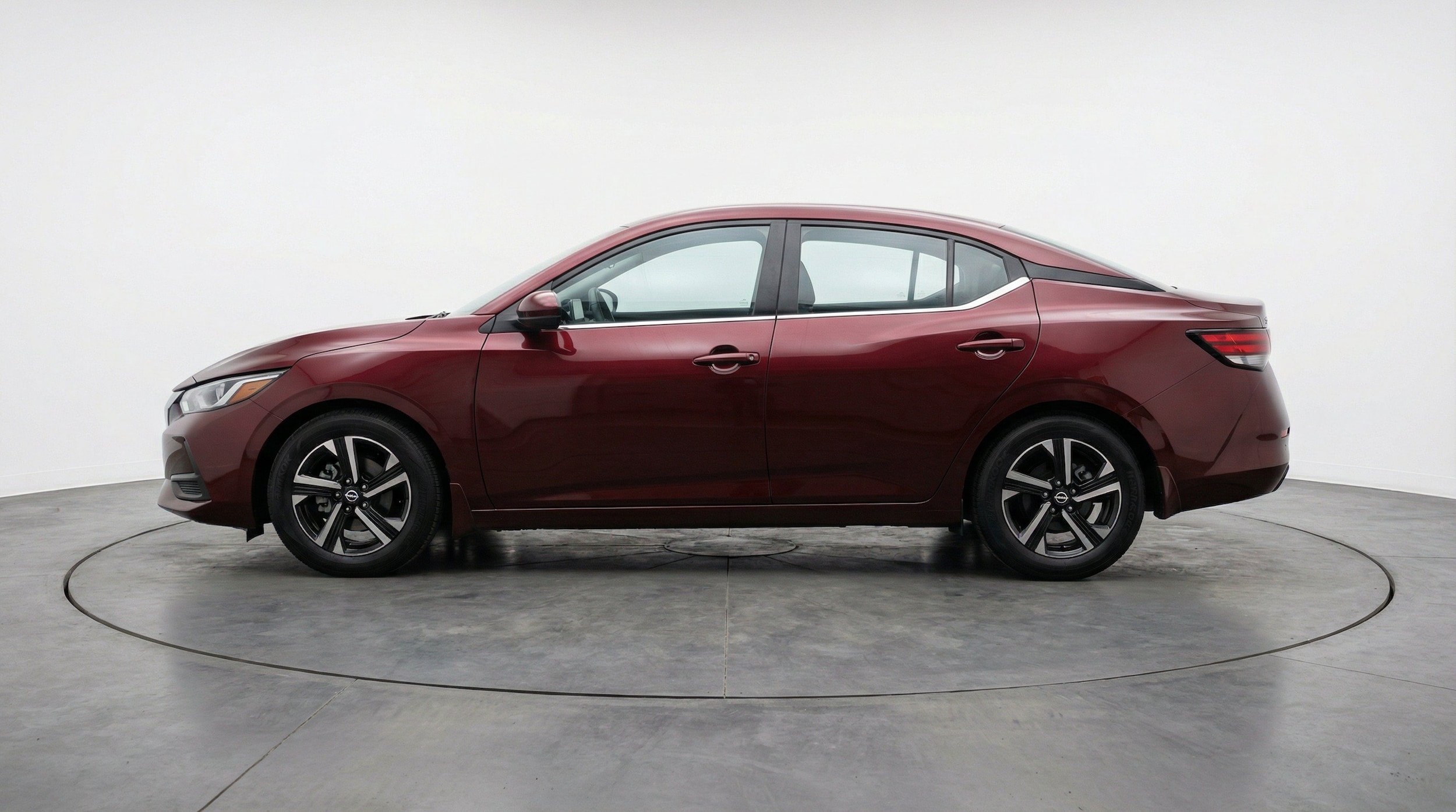 Thumbnail: 2025 Nissan Sentra - 5