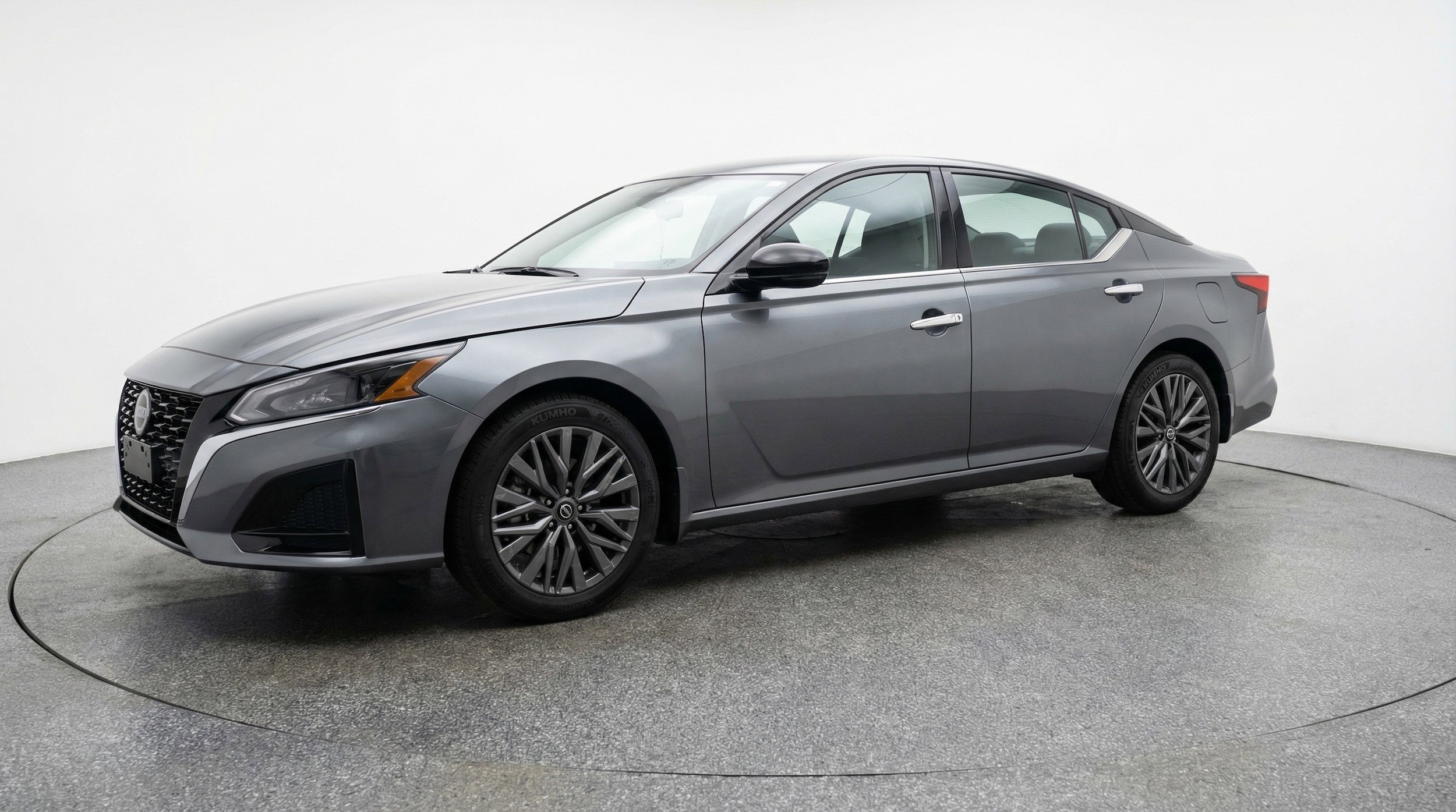 Thumbnail: 2025 Nissan Altima - 3