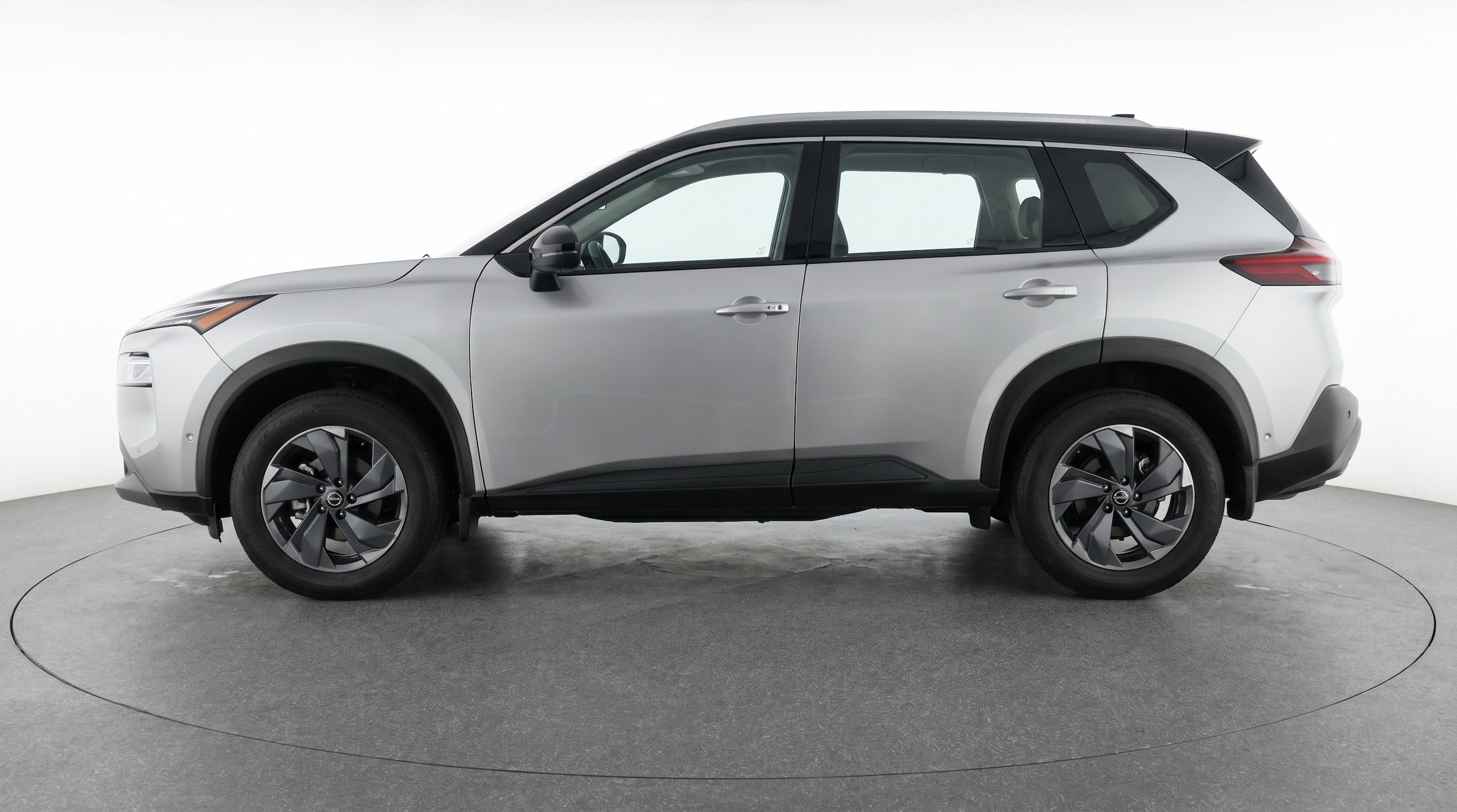 Thumbnail: 2025 Nissan Rogue - 5