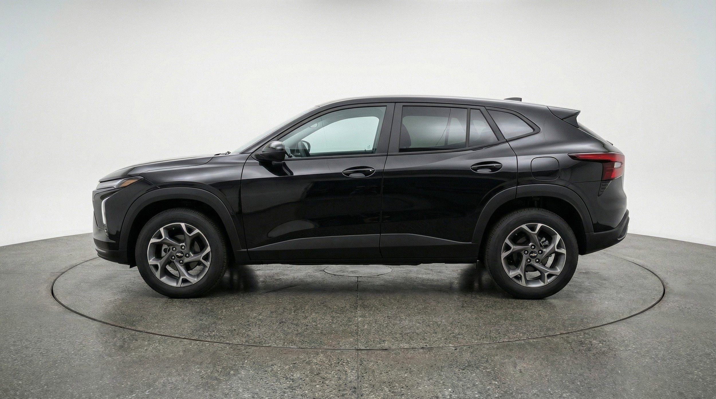 Thumbnail: 2025 Chevrolet Trax - 5