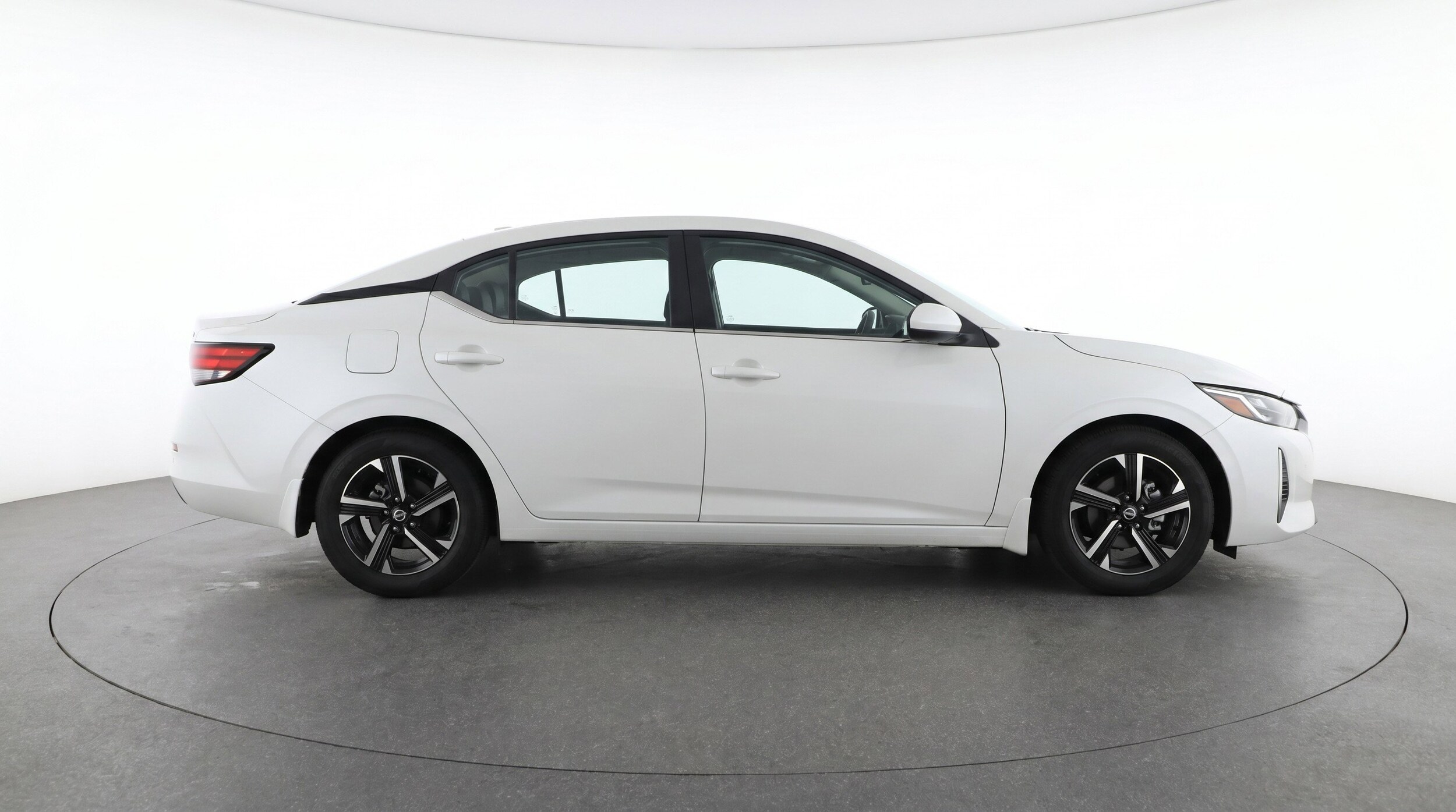 Thumbnail: 2025 Nissan Sentra - 11