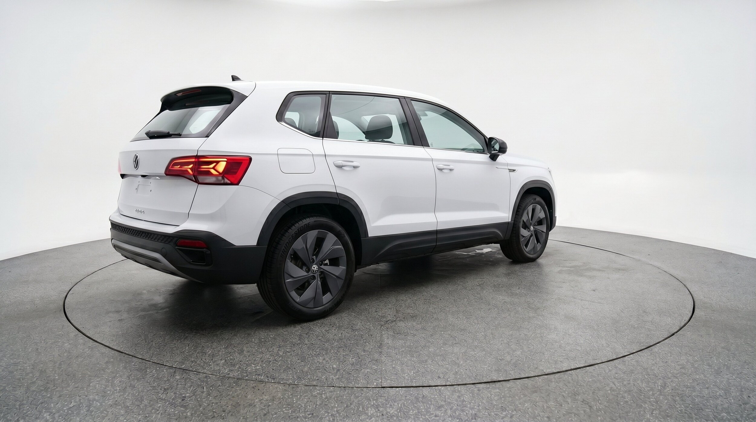 Thumbnail: 2026 Volkswagen Taos - 9