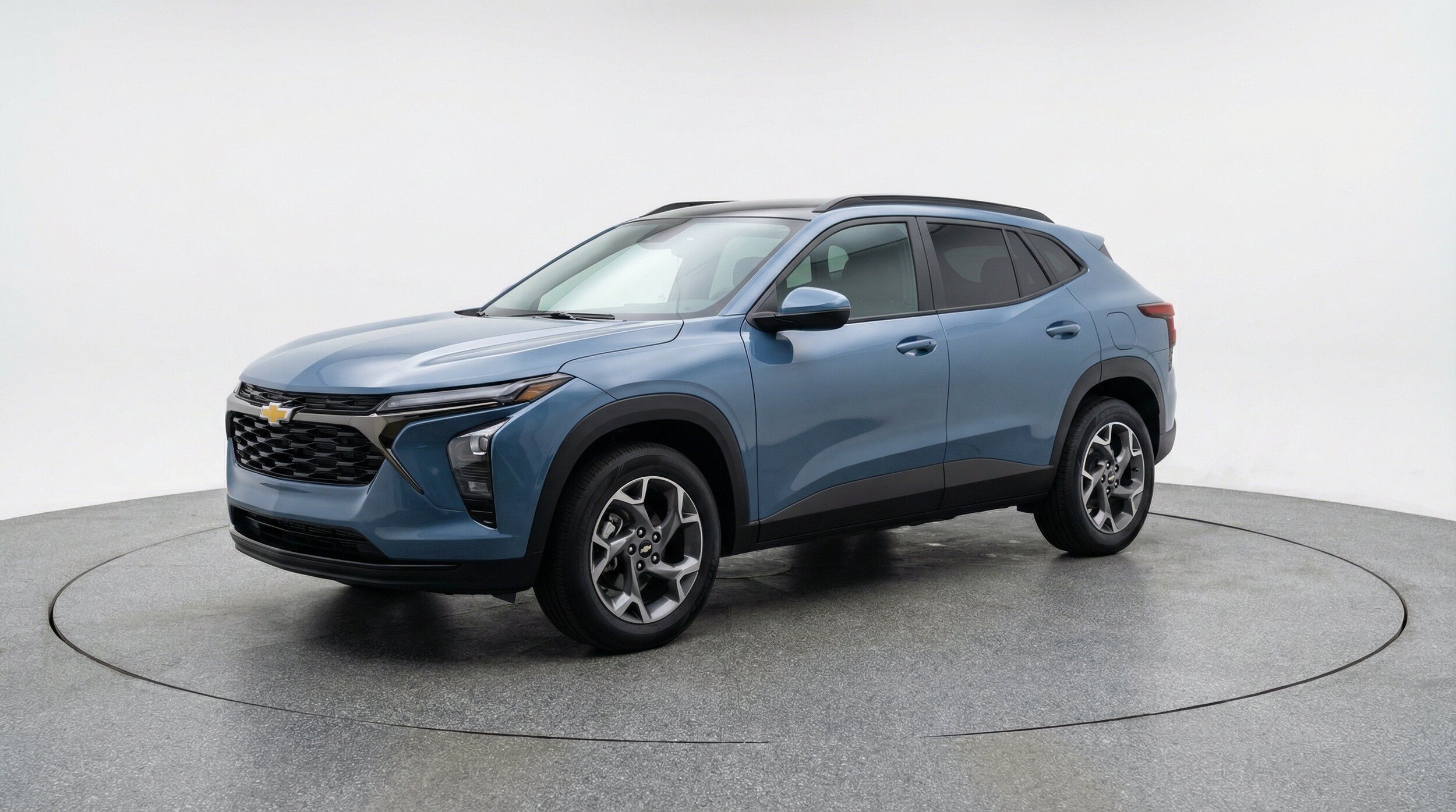Thumbnail: 2025 Chevrolet Trax - 3