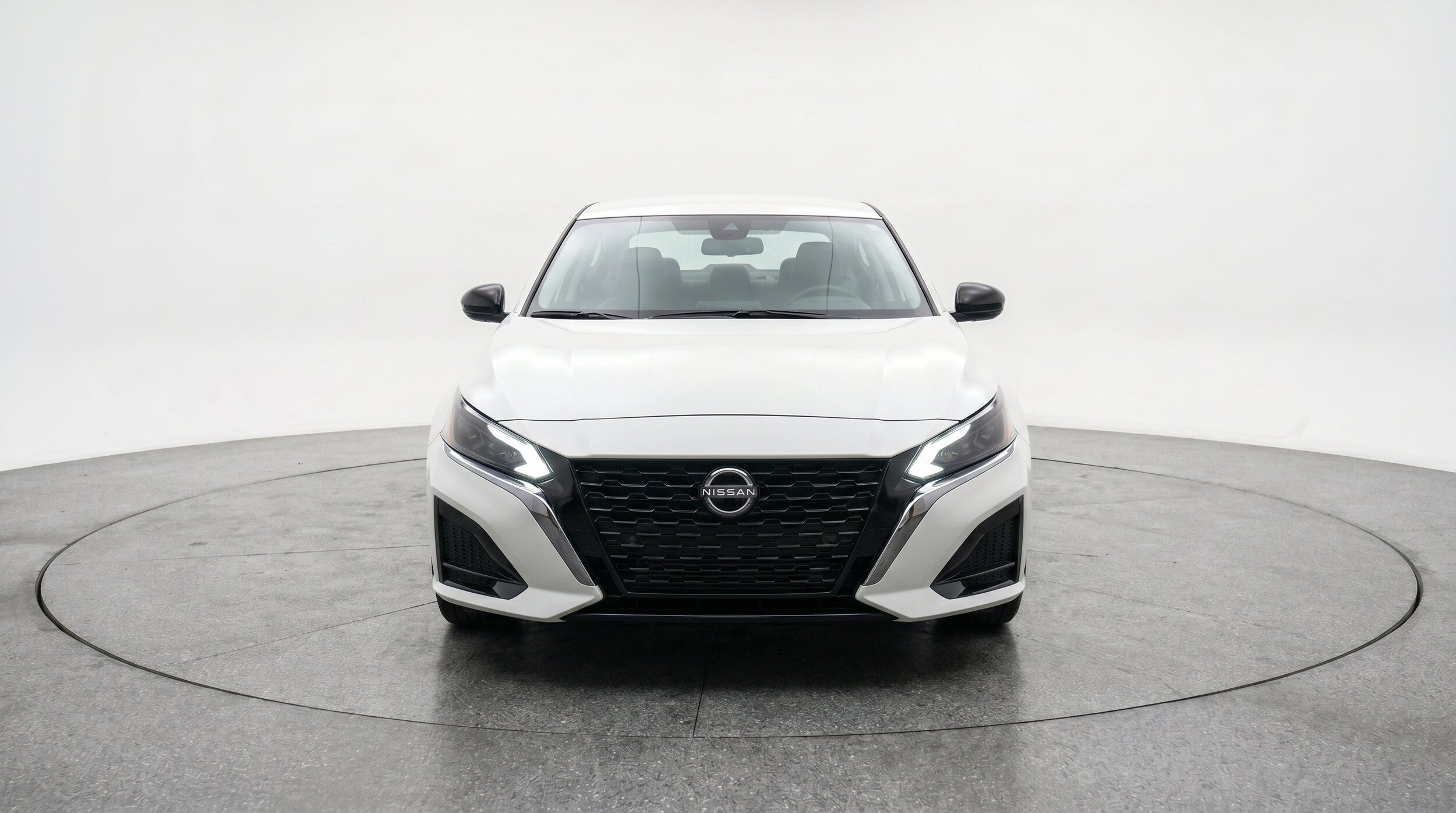 Thumbnail: 2025 Nissan Altima - 2
