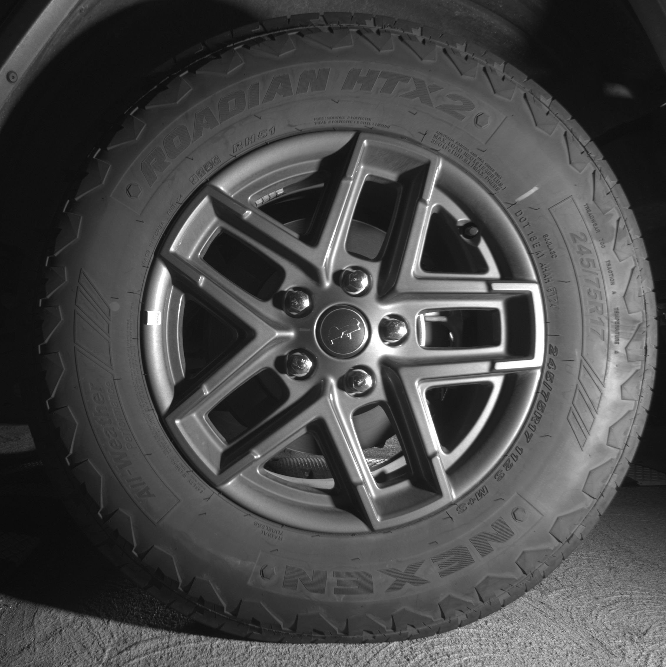 Thumbnail: 2025 Jeep Wrangler - 14