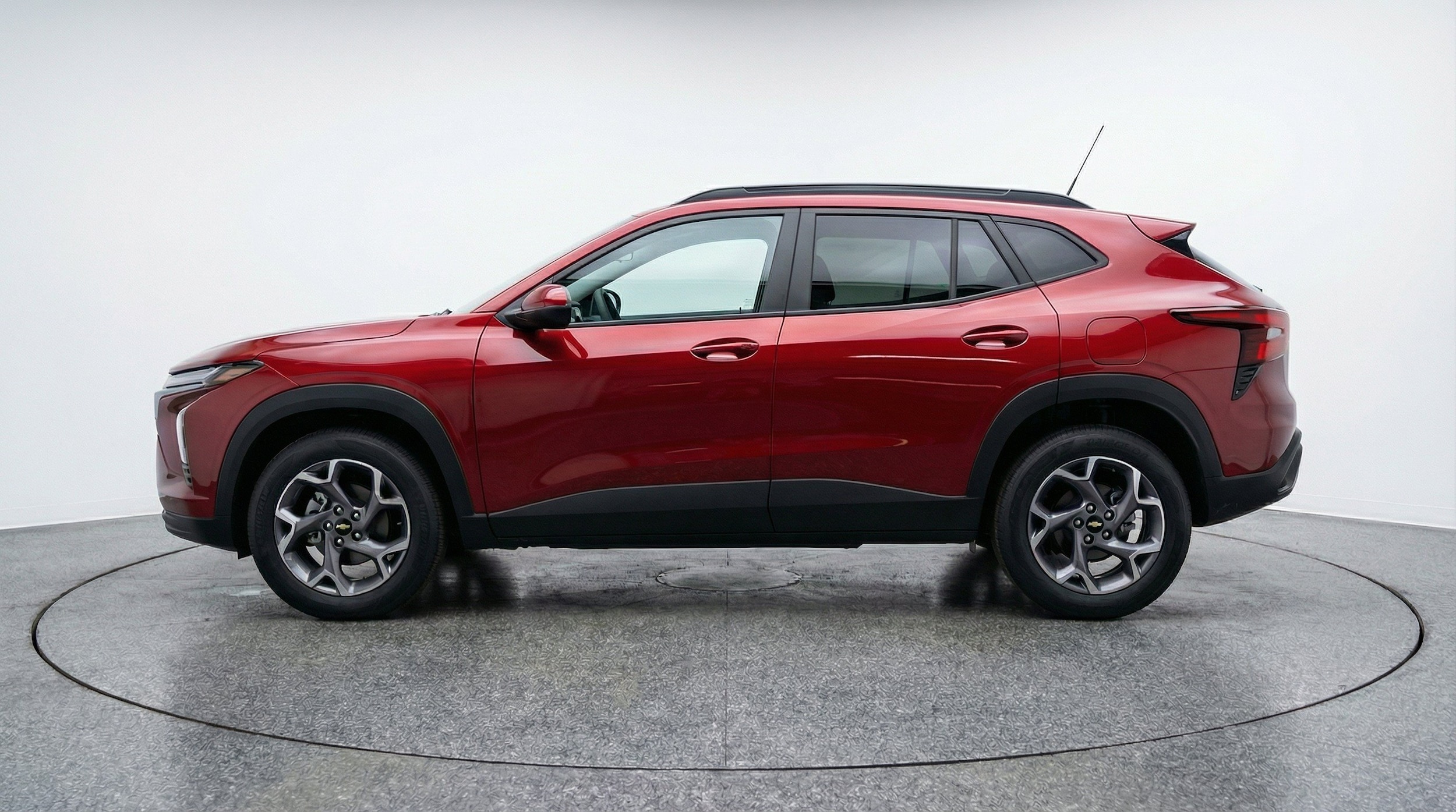 Thumbnail: 2025 Chevrolet Trax - 5